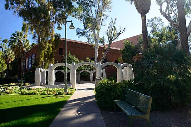 U of A istockphoto-510860410-612x612