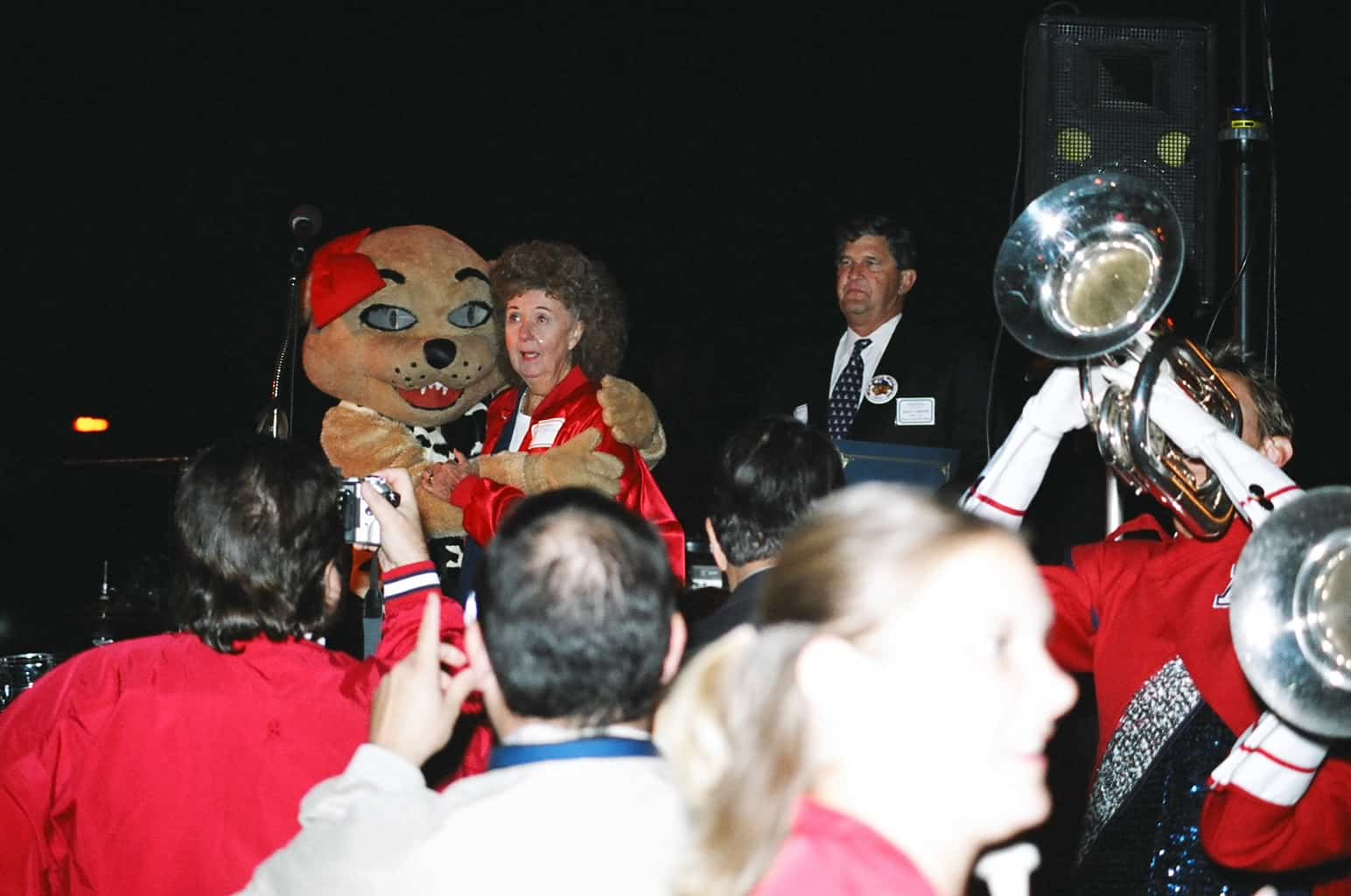 2004