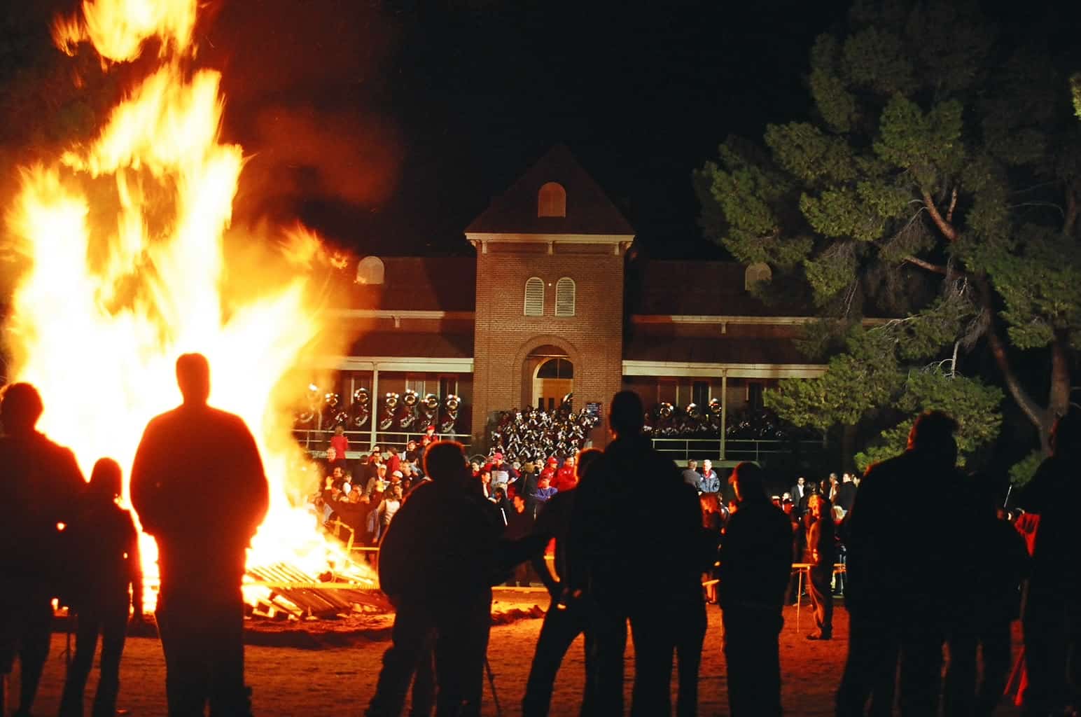 2004