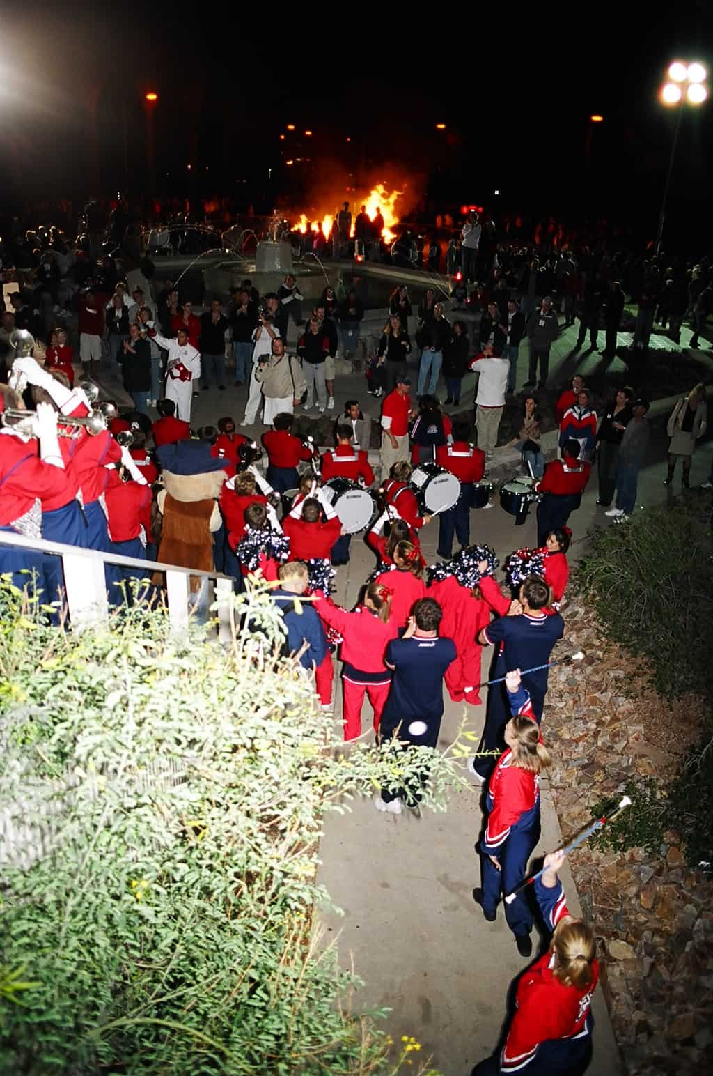 2004