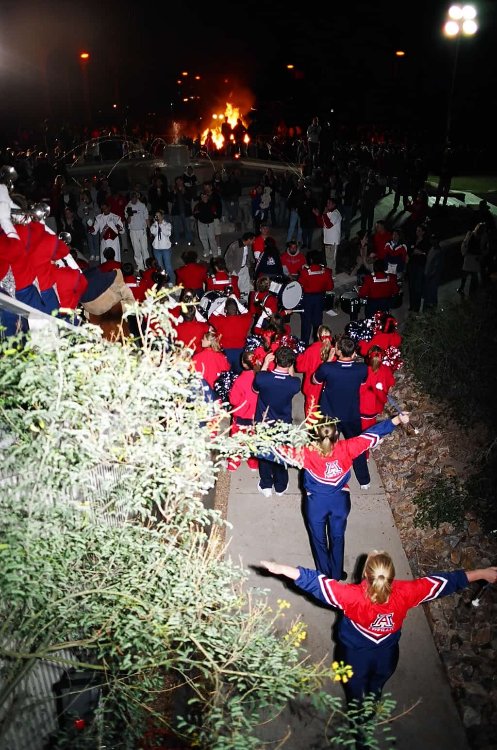 2004