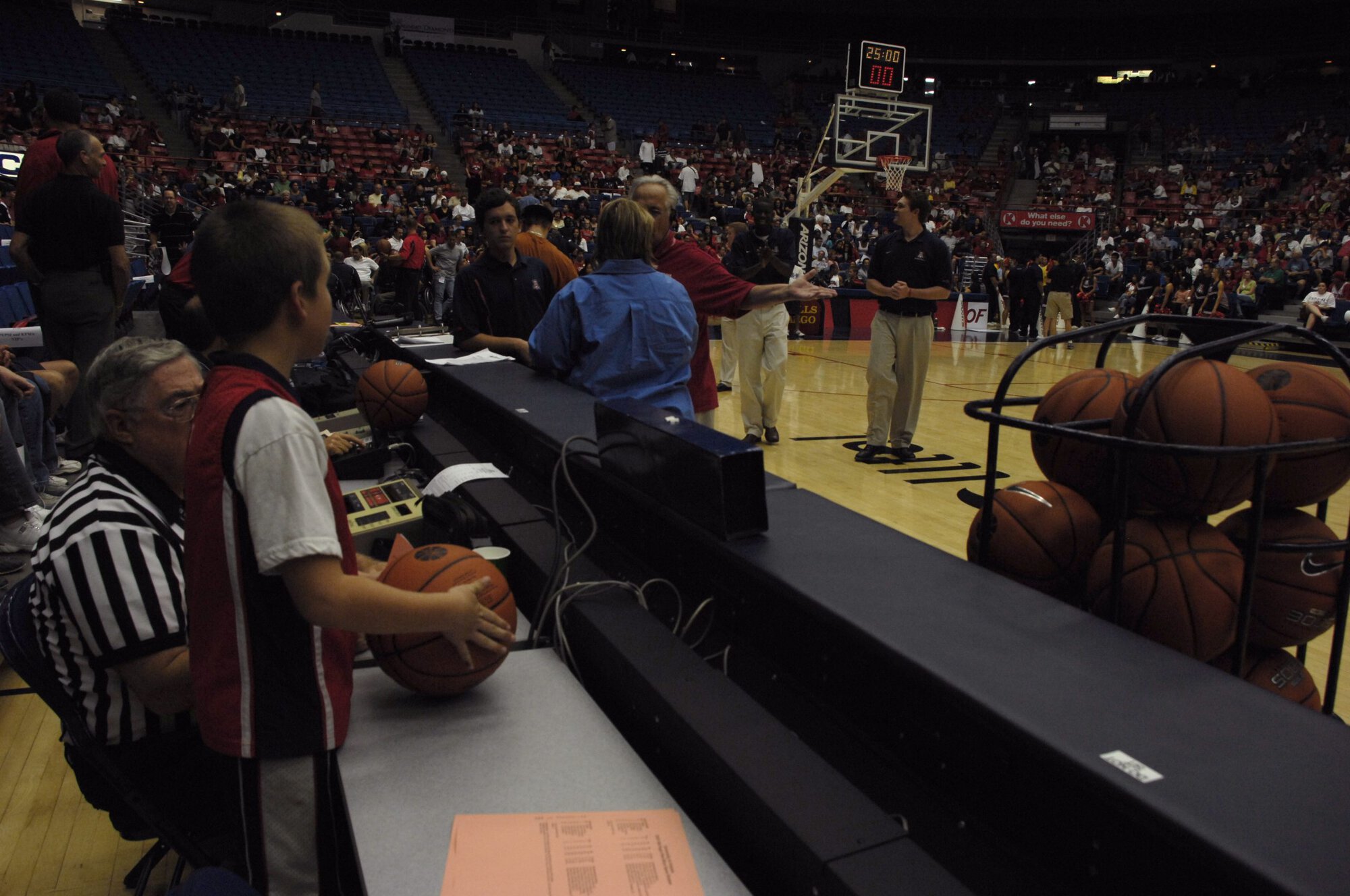 UA Red-Blue Basketball Game 10-30-07