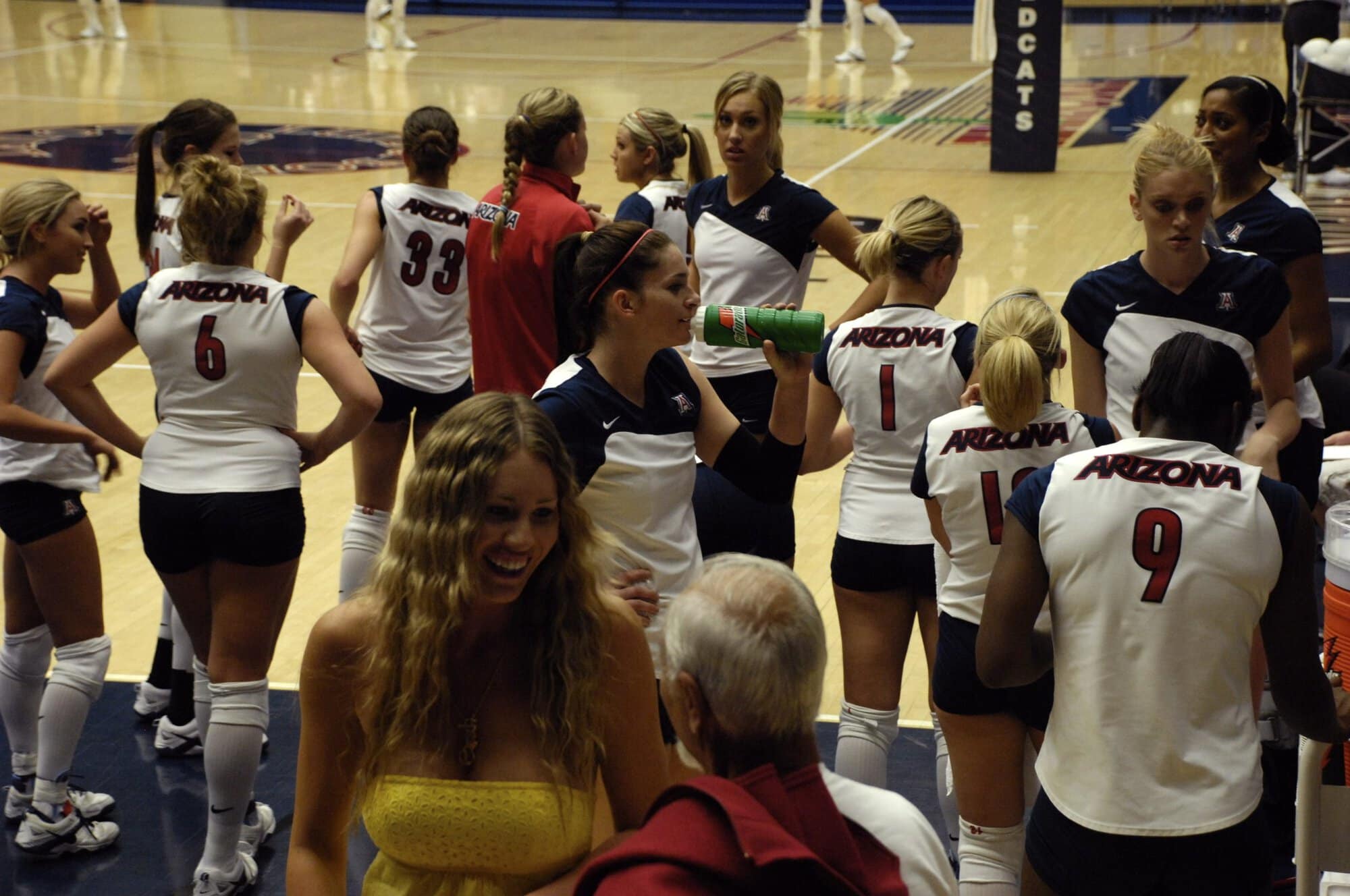 UA Volleyball vs Washington State 11-01-07