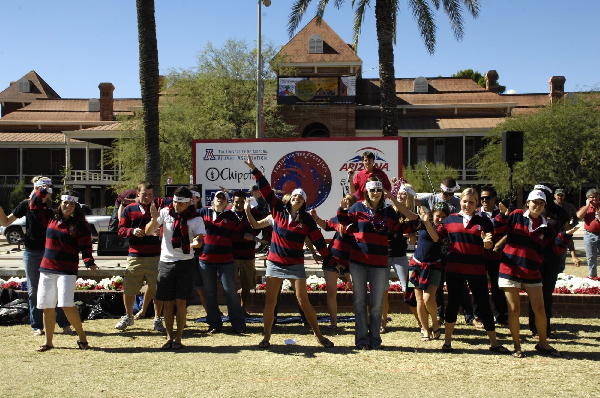 Cheer and Dunking Contest 11-02-07