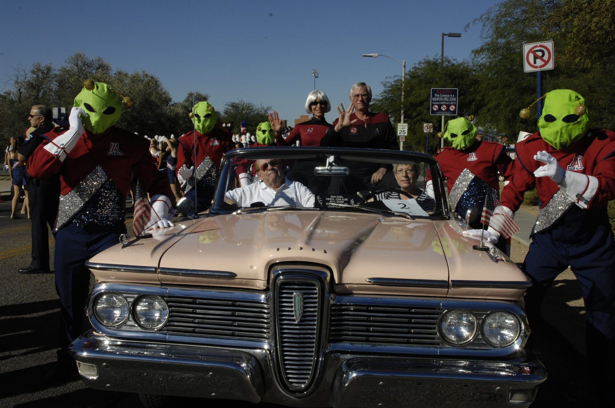 Homecoming Parade 11-03-07