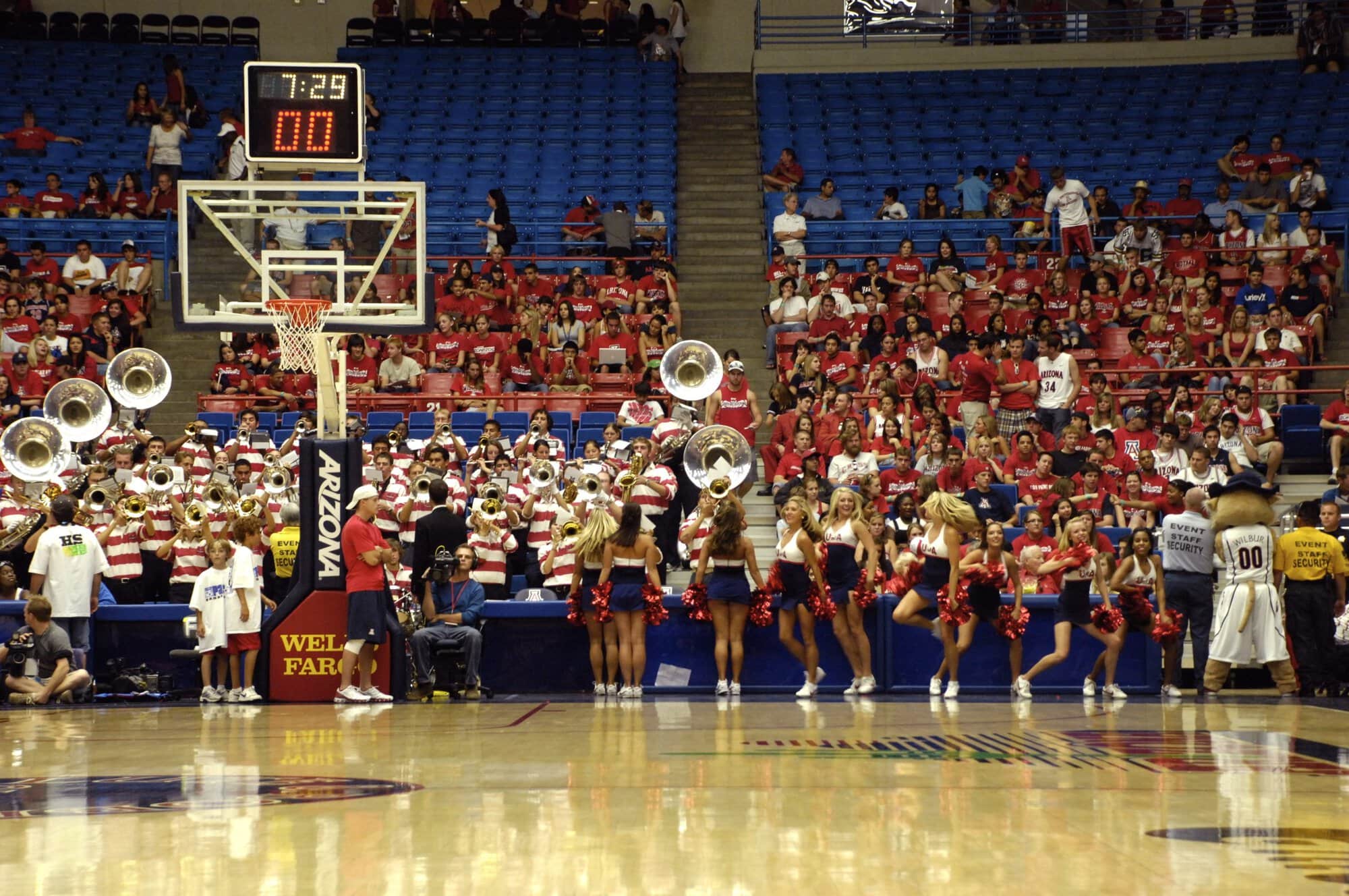 UA vs Concordia Basketball 11-04-07