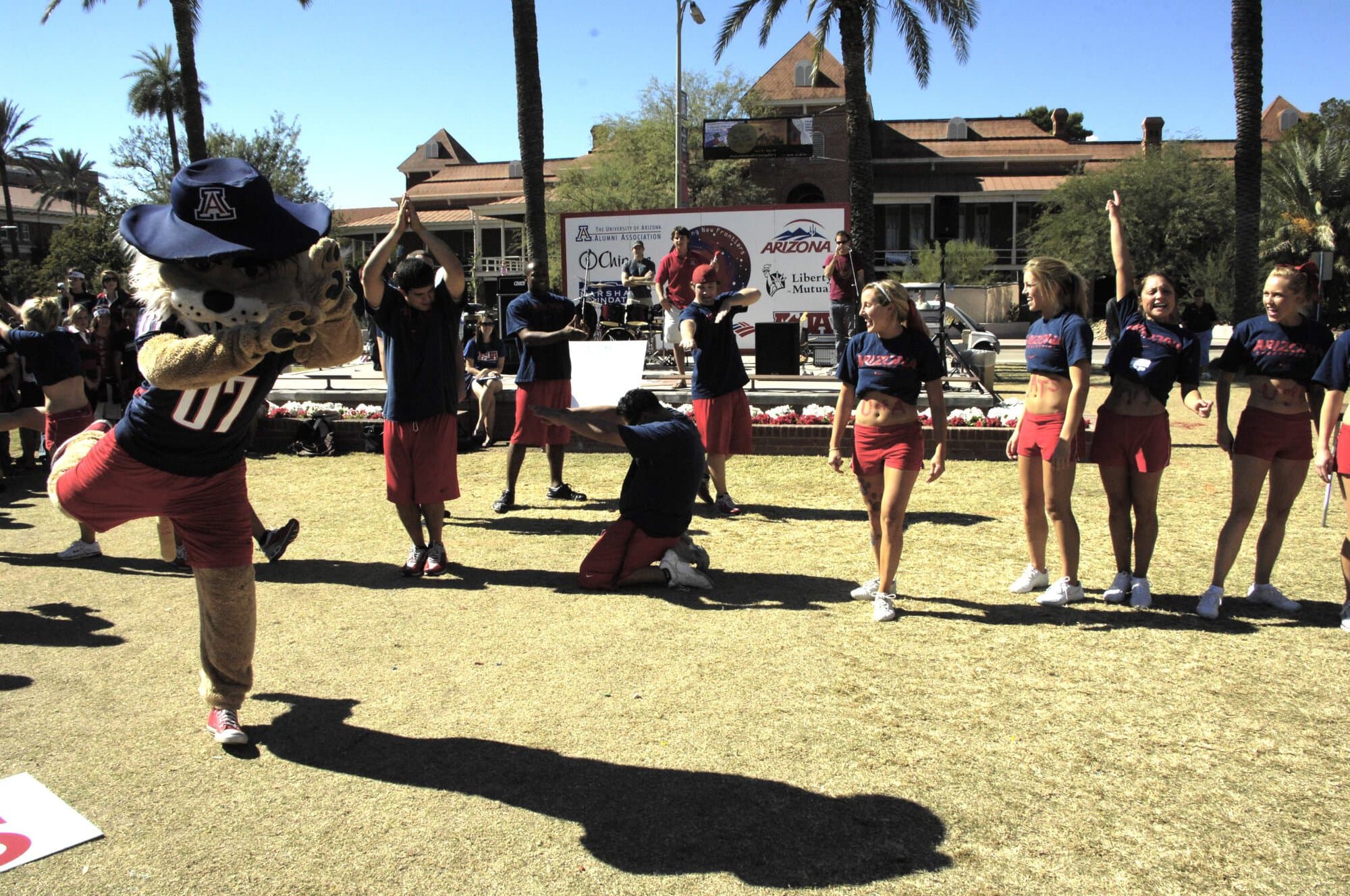 Cheer and Dunking Contest 11-02-07