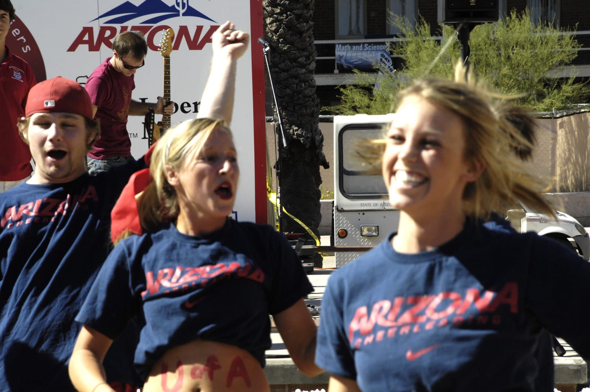 Cheer and Dunking Contest 11-02-07