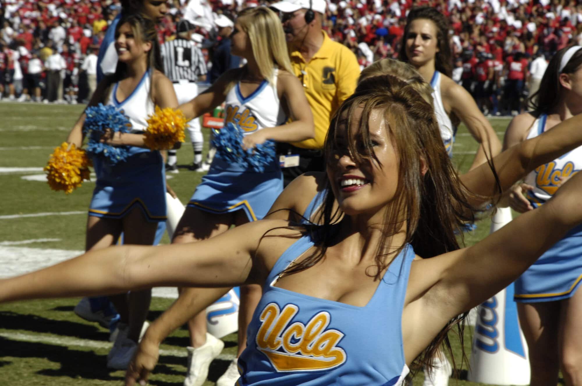 UA vs UCLA Football Game 11-03-07