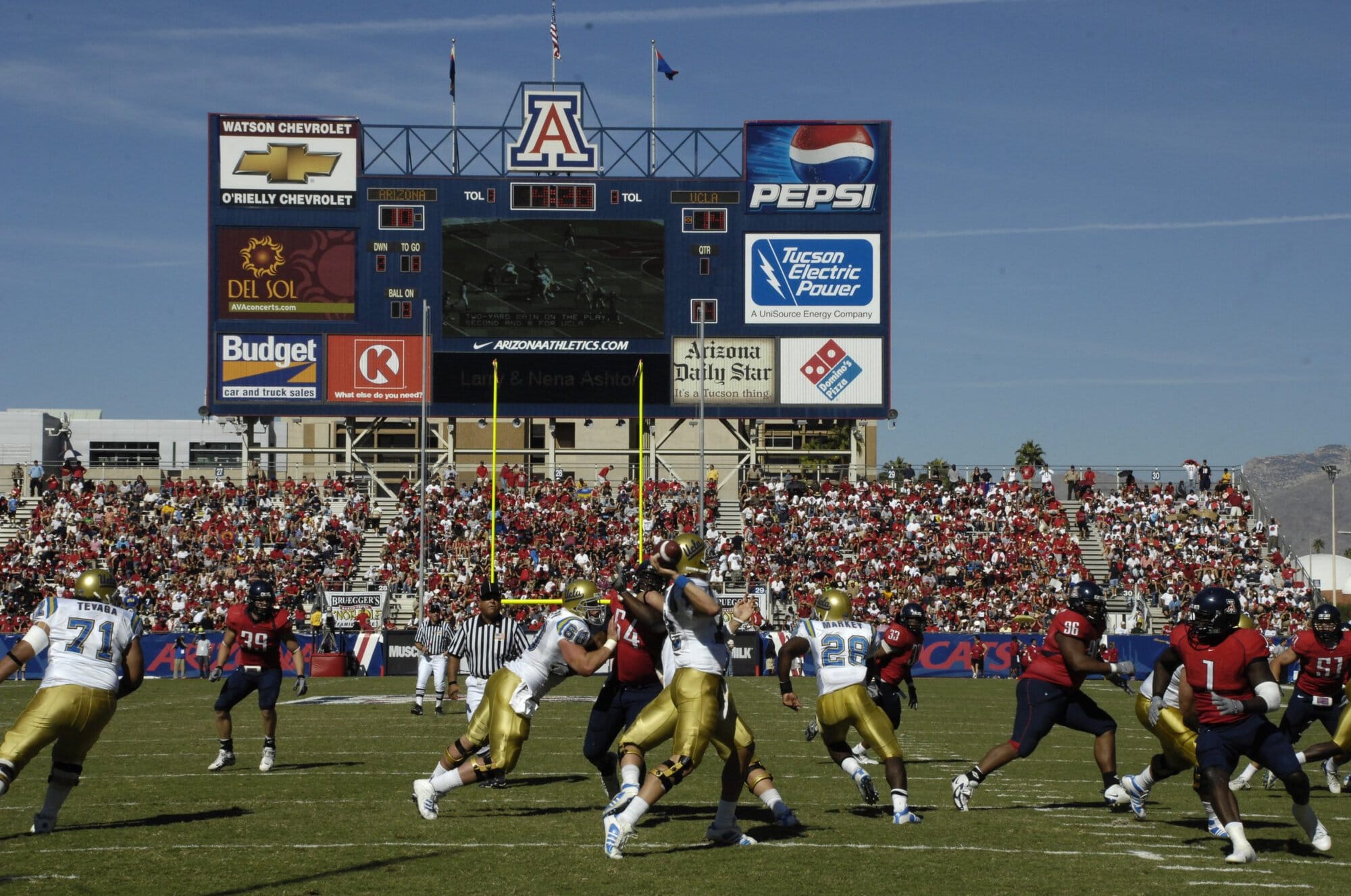 UA vs UCLA Football Game 11-03-07