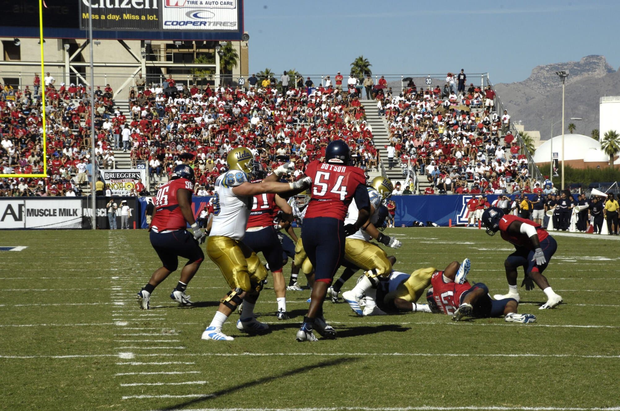 UA vs UCLA Football Game 11-03-07