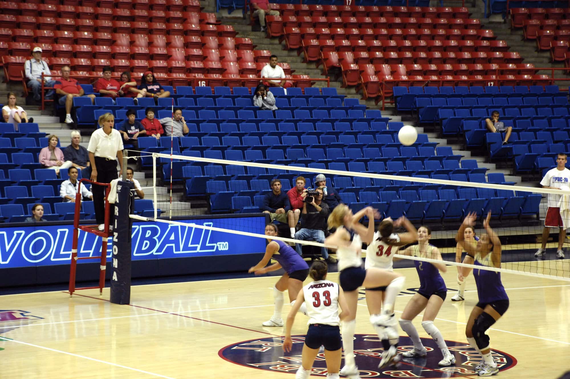 UA Volleyball vs Washington State 11-01-07