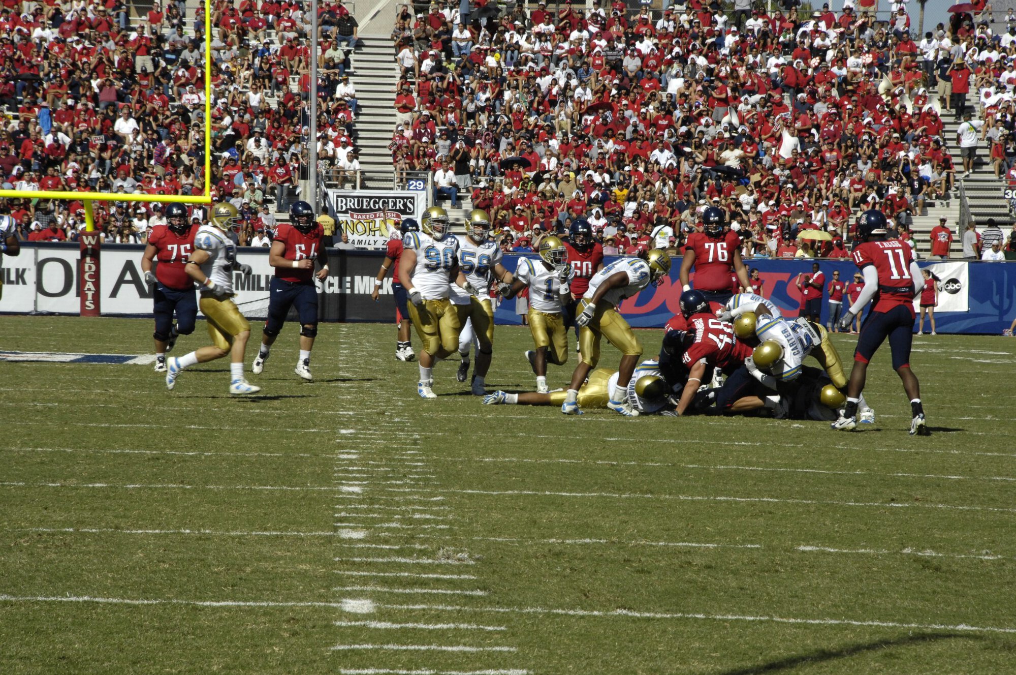 UA vs UCLA Football Game 11-03-07