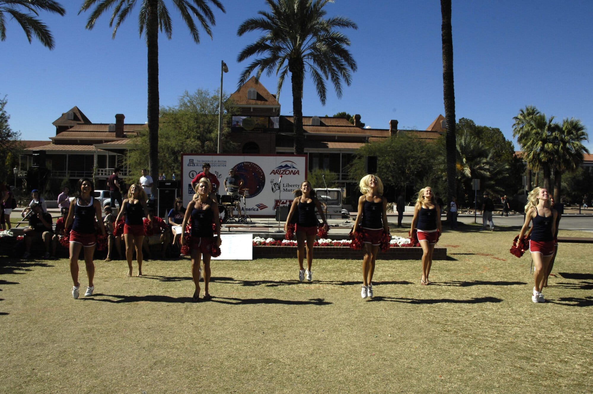Cheer and Dunking Contest 11-02-07