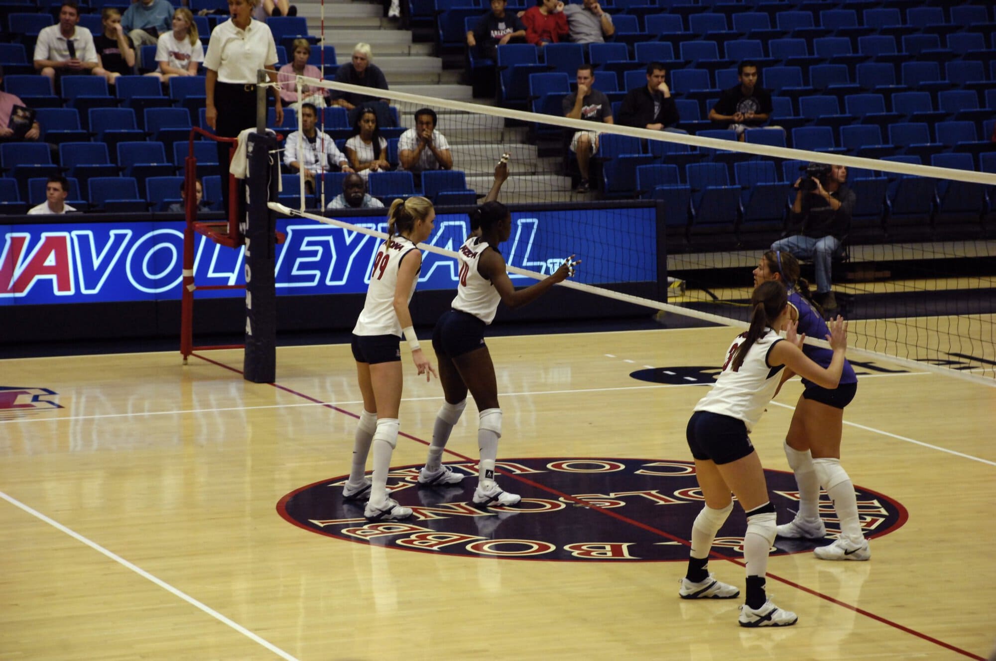 UA Volleyball vs Washington State 11-01-07