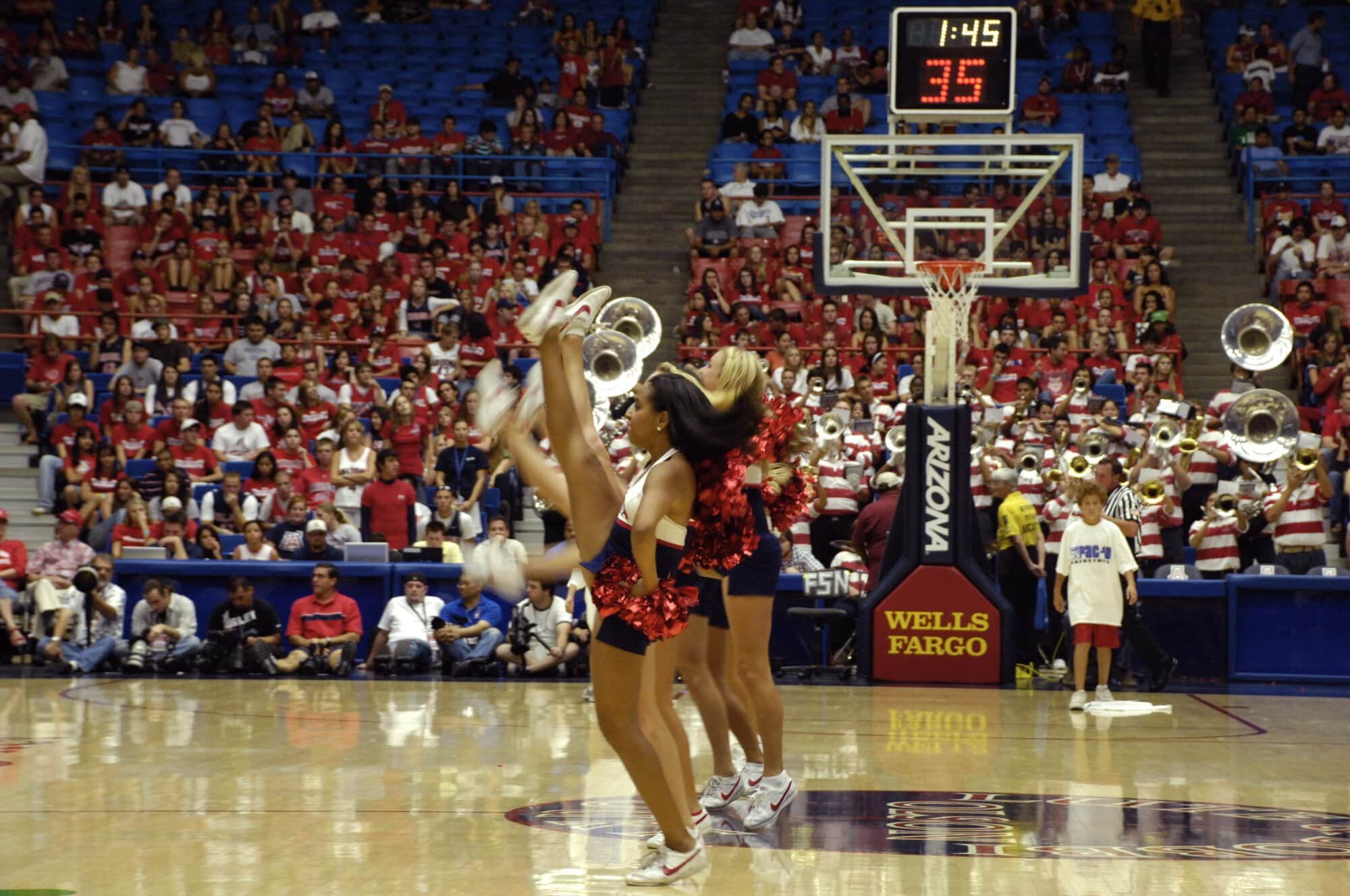 UA vs Concordia Basketball 11-04-07