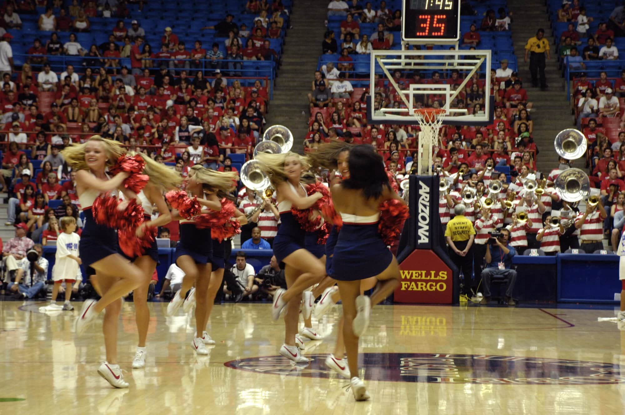 UA vs Concordia Basketball 11-04-07