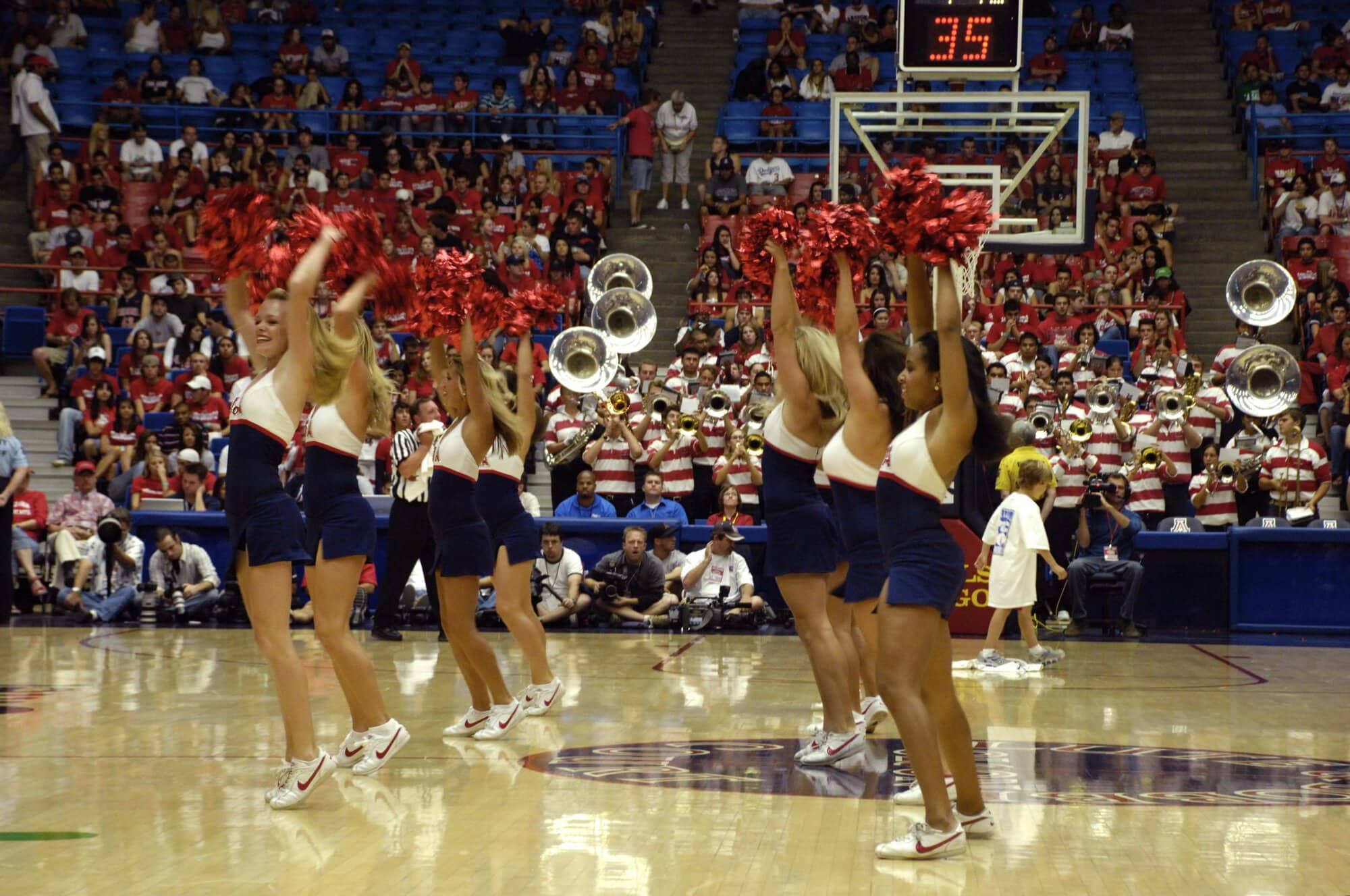 UA vs Concordia Basketball 11-04-07