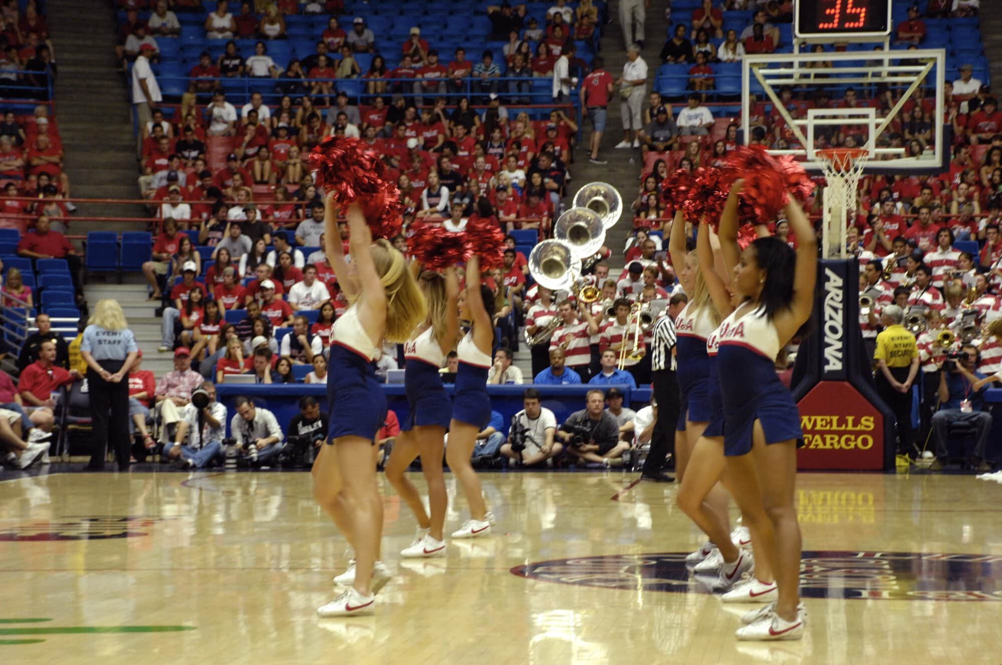 UA vs Concordia Basketball 11-04-07