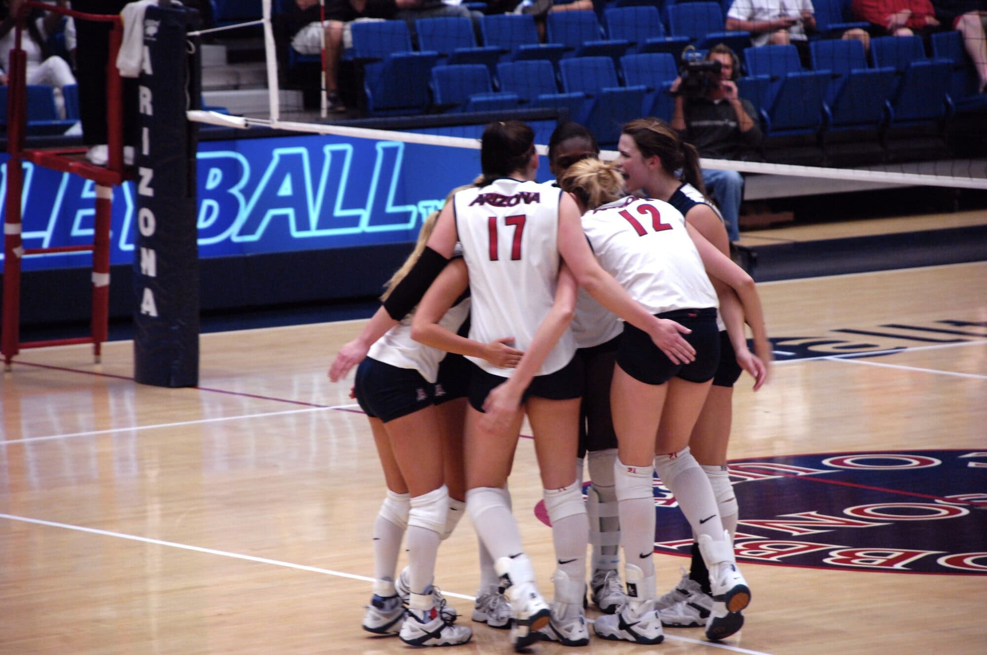 UA Volleyball vs Washington State 11-01-07