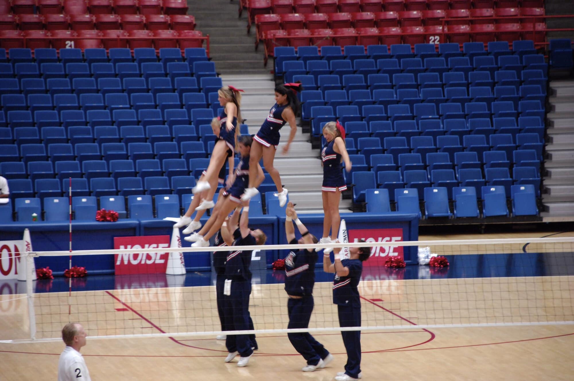 UA Volleyball vs Washington State 11-01-07
