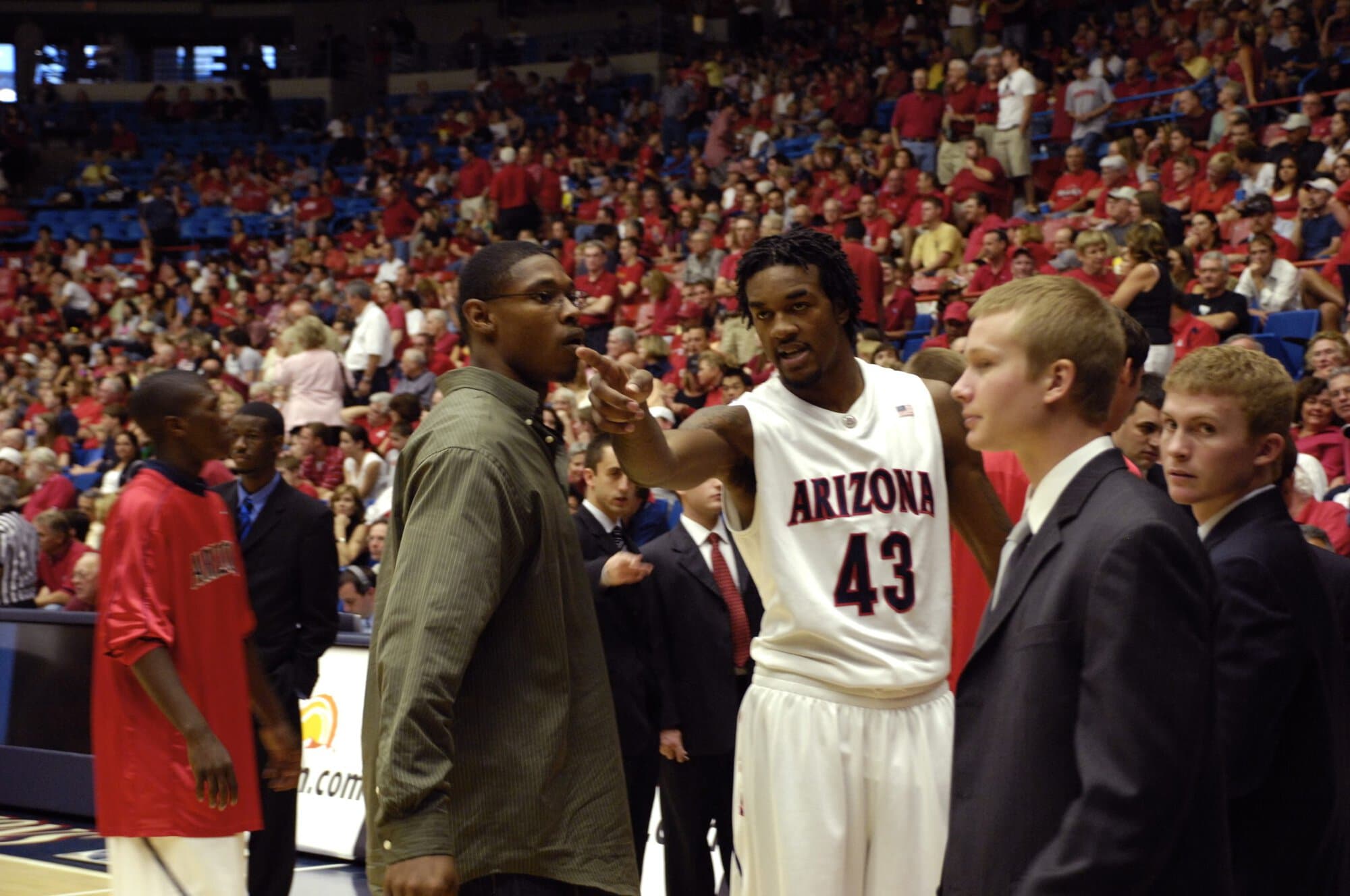 UA vs Concordia Basketball 11-04-07