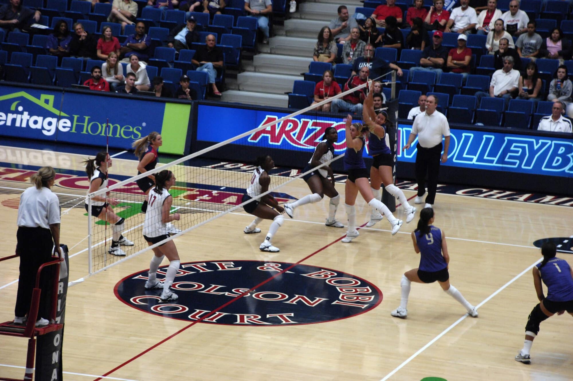 UA Volleyball vs Washington State 11-01-07