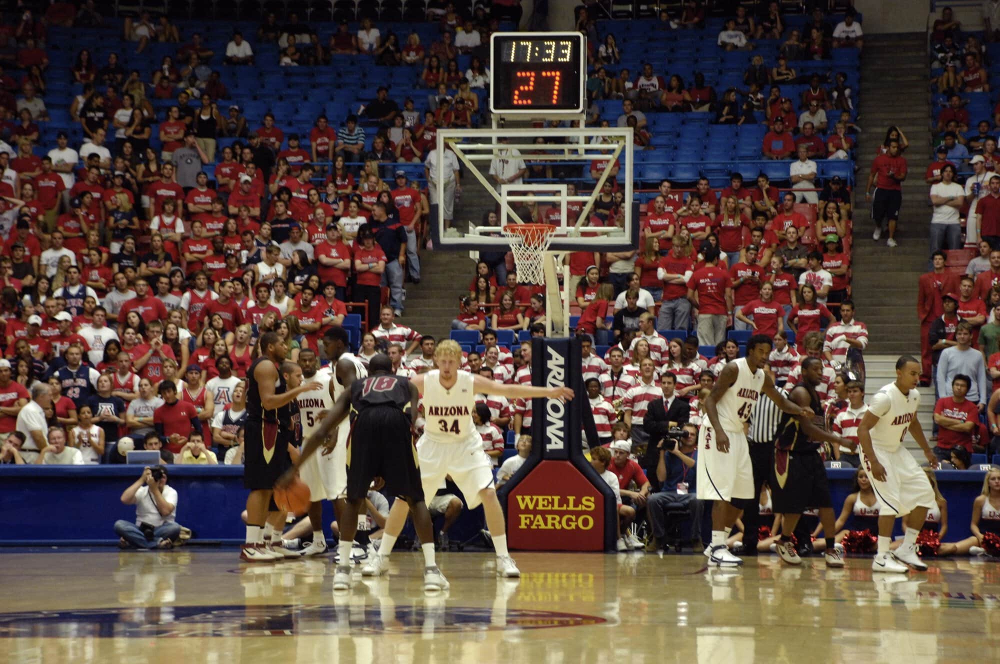 UA vs Concordia Basketball 11-04-07