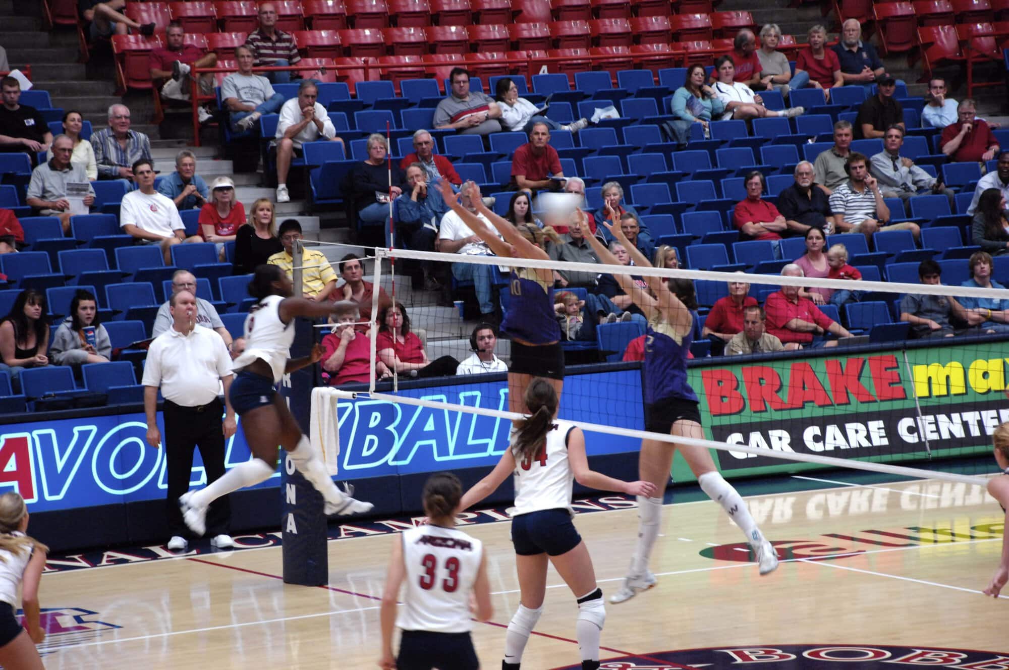 UA Volleyball vs Washington State 11-01-07
