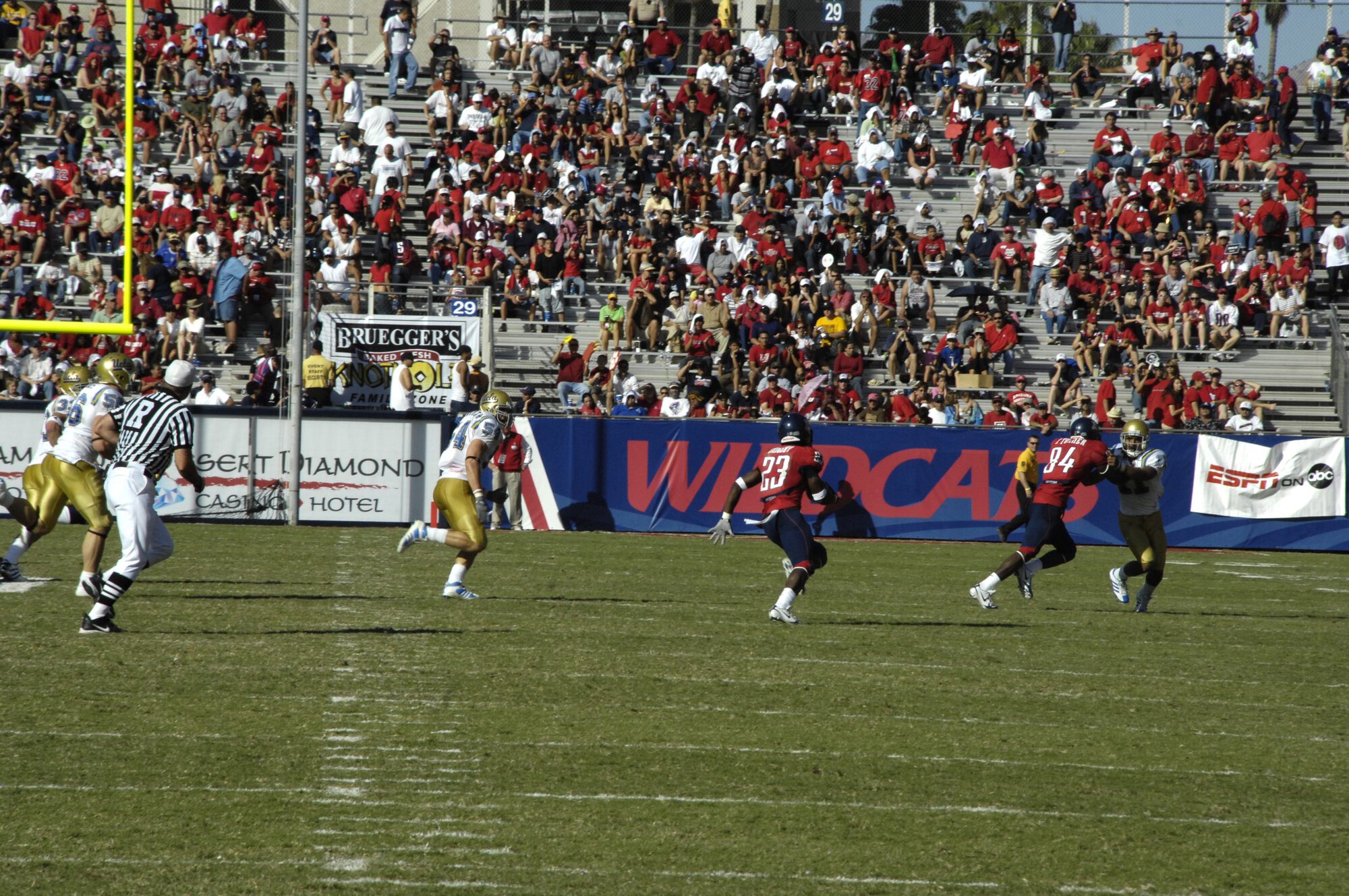 UA vs UCLA Football Game 11-03-07