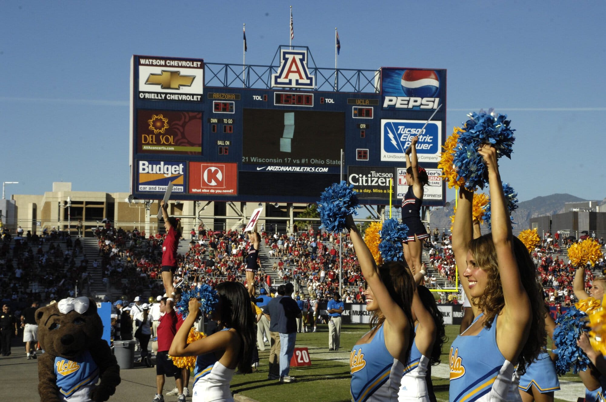 UA vs UCLA Football Game 11-03-07