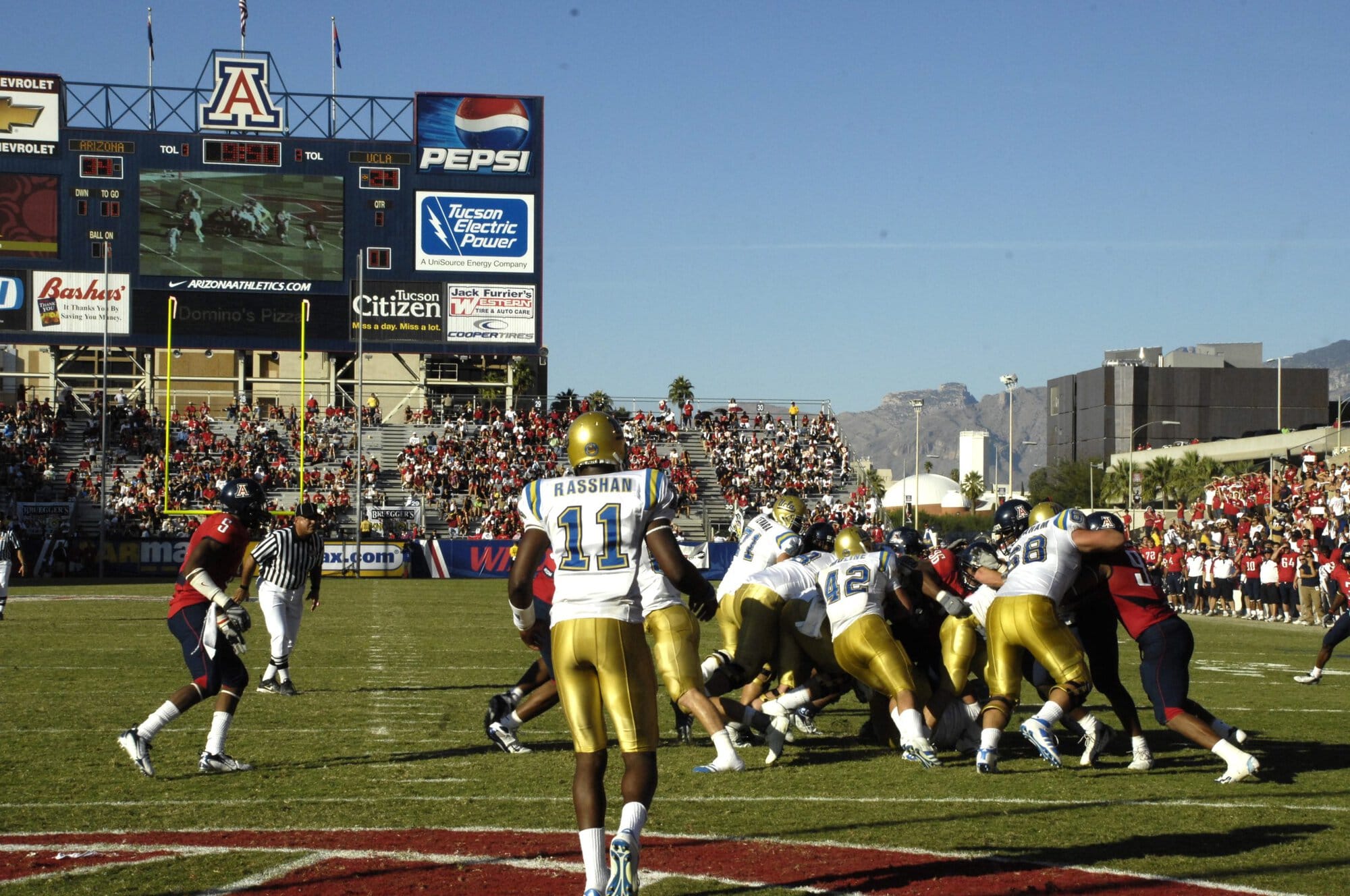 UA vs UCLA Football Game 11-03-07