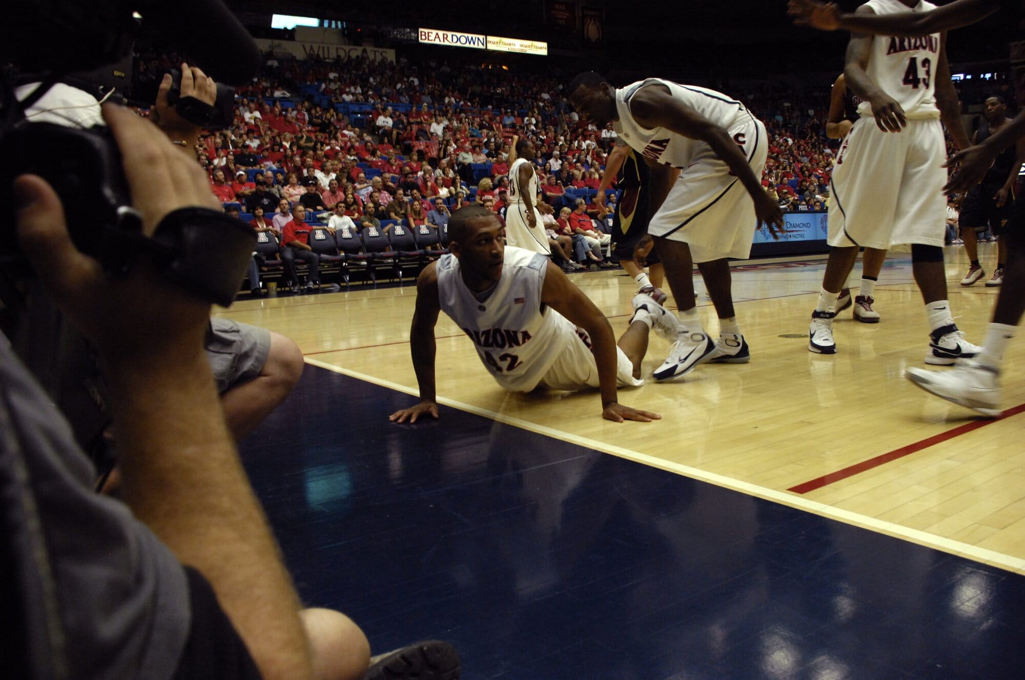 UA vs Concordia Basketball 11-04-07