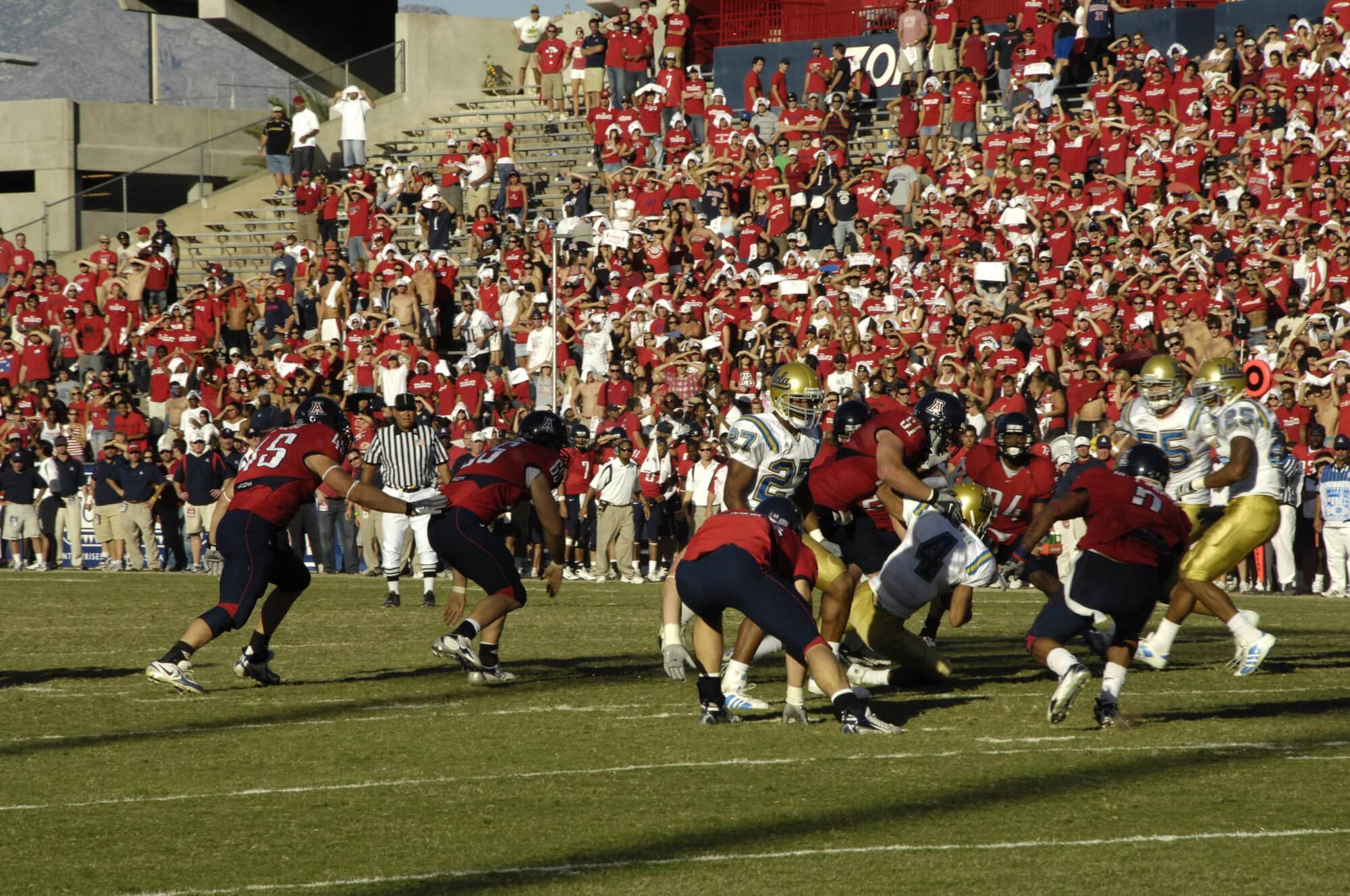 UA vs UCLA Football Game 11-03-07