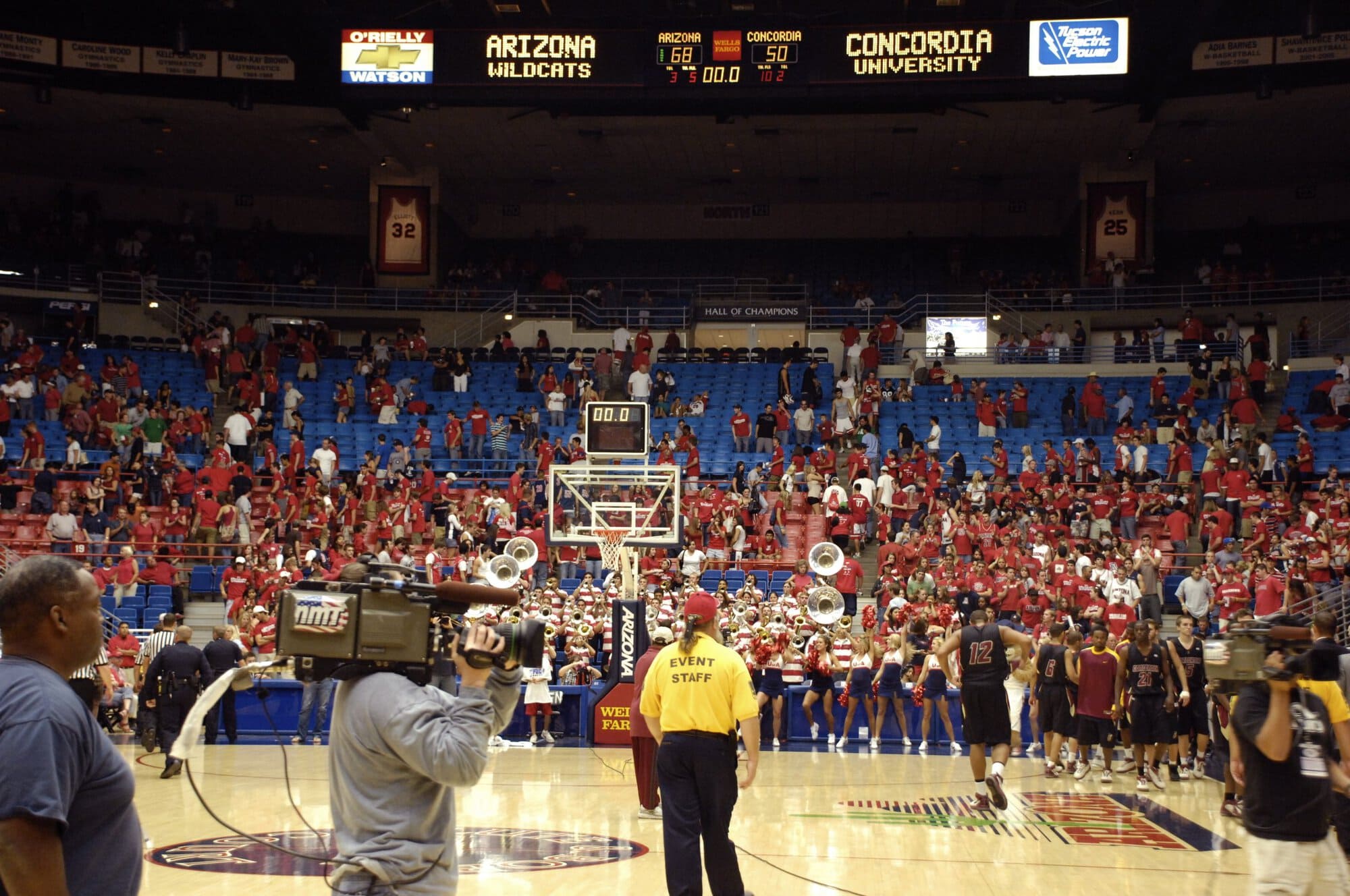 UA vs Concordia Basketball 11-04-07