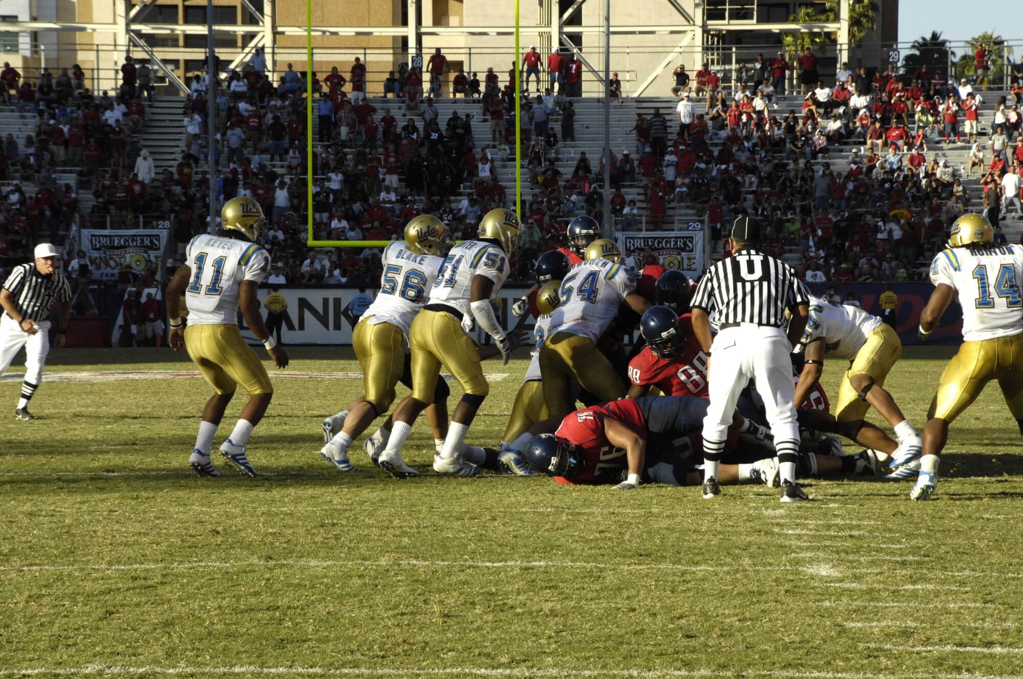 UA vs UCLA Football Game 11-03-07