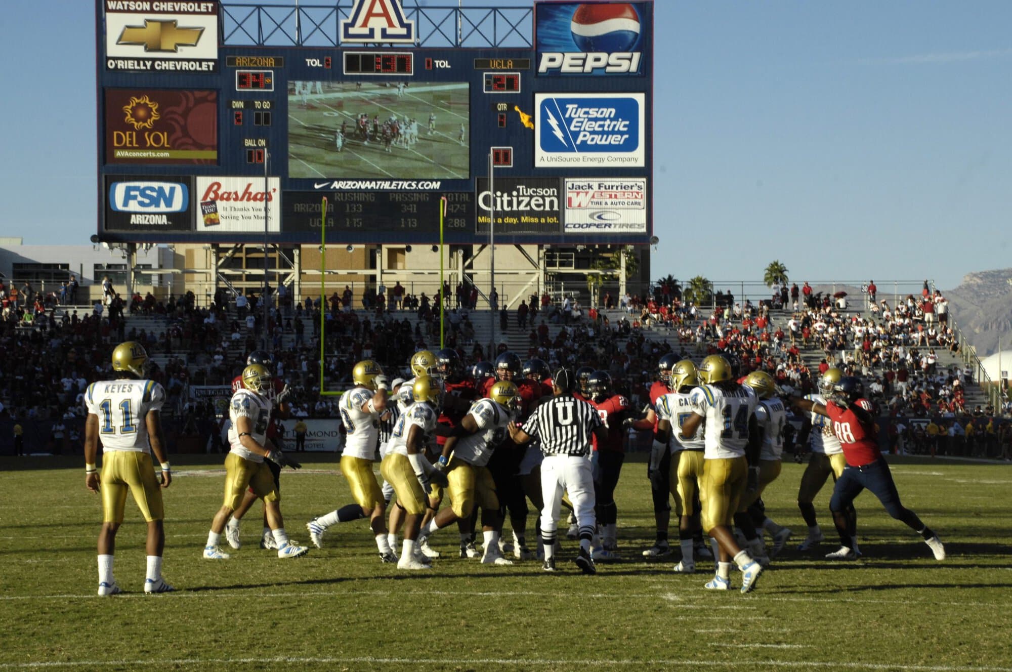 UA vs UCLA Football Game 11-03-07