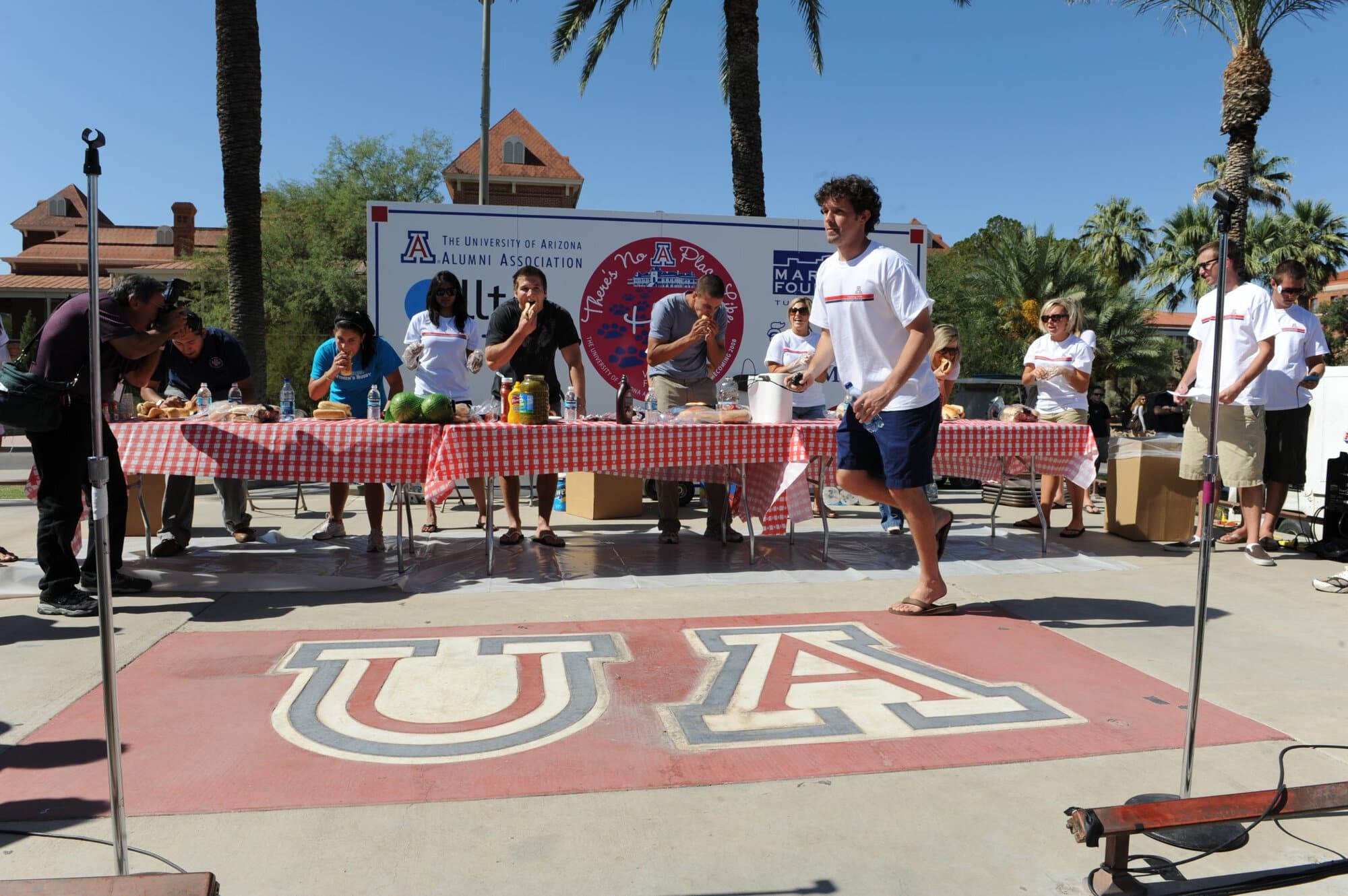 Homecoming 2008 Eating Contest