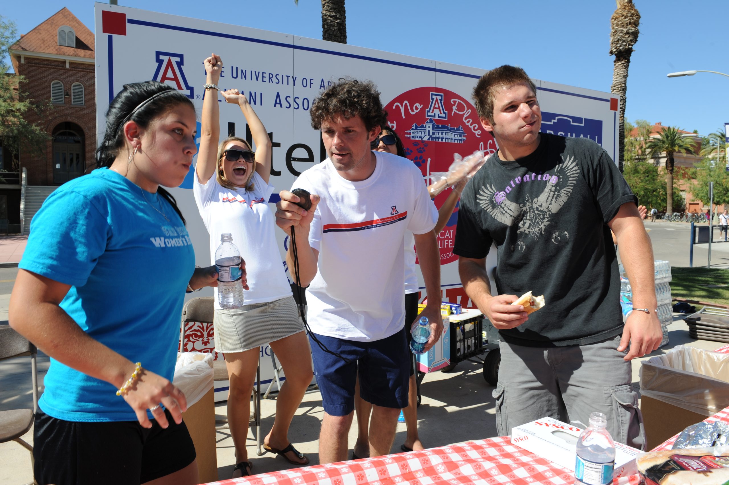 Homecoming 2008 Eating Contest