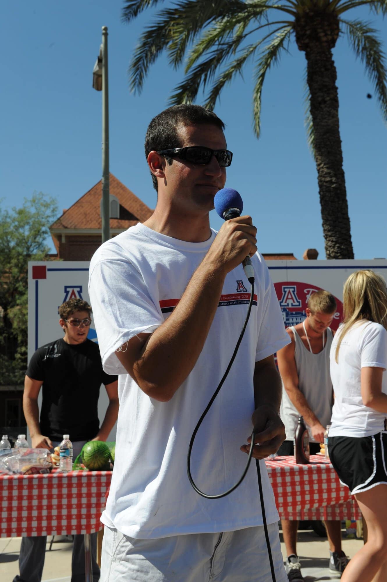 Homecoming 2008 Eating Contest