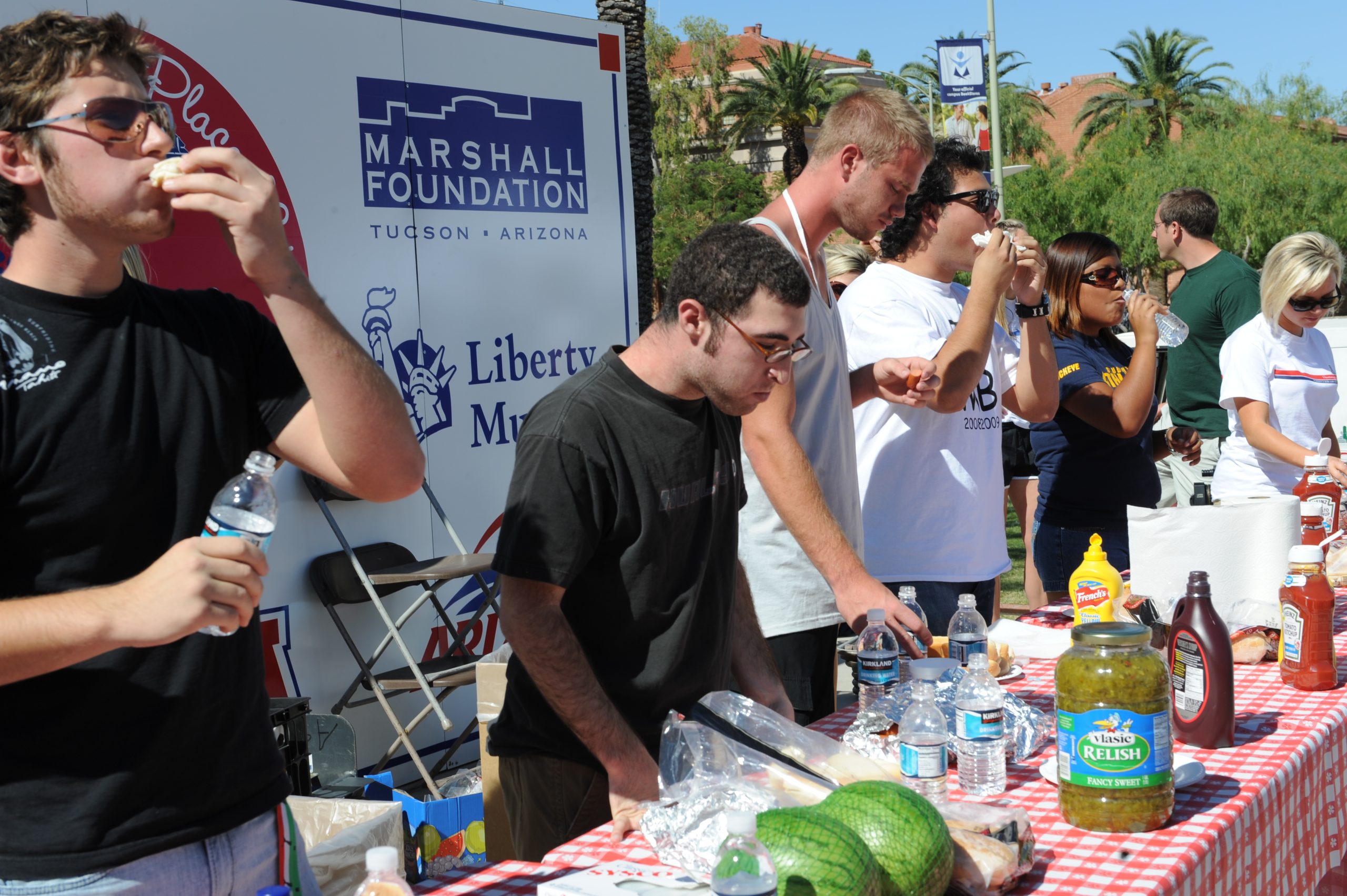 Homecoming 2008 Eating Contest