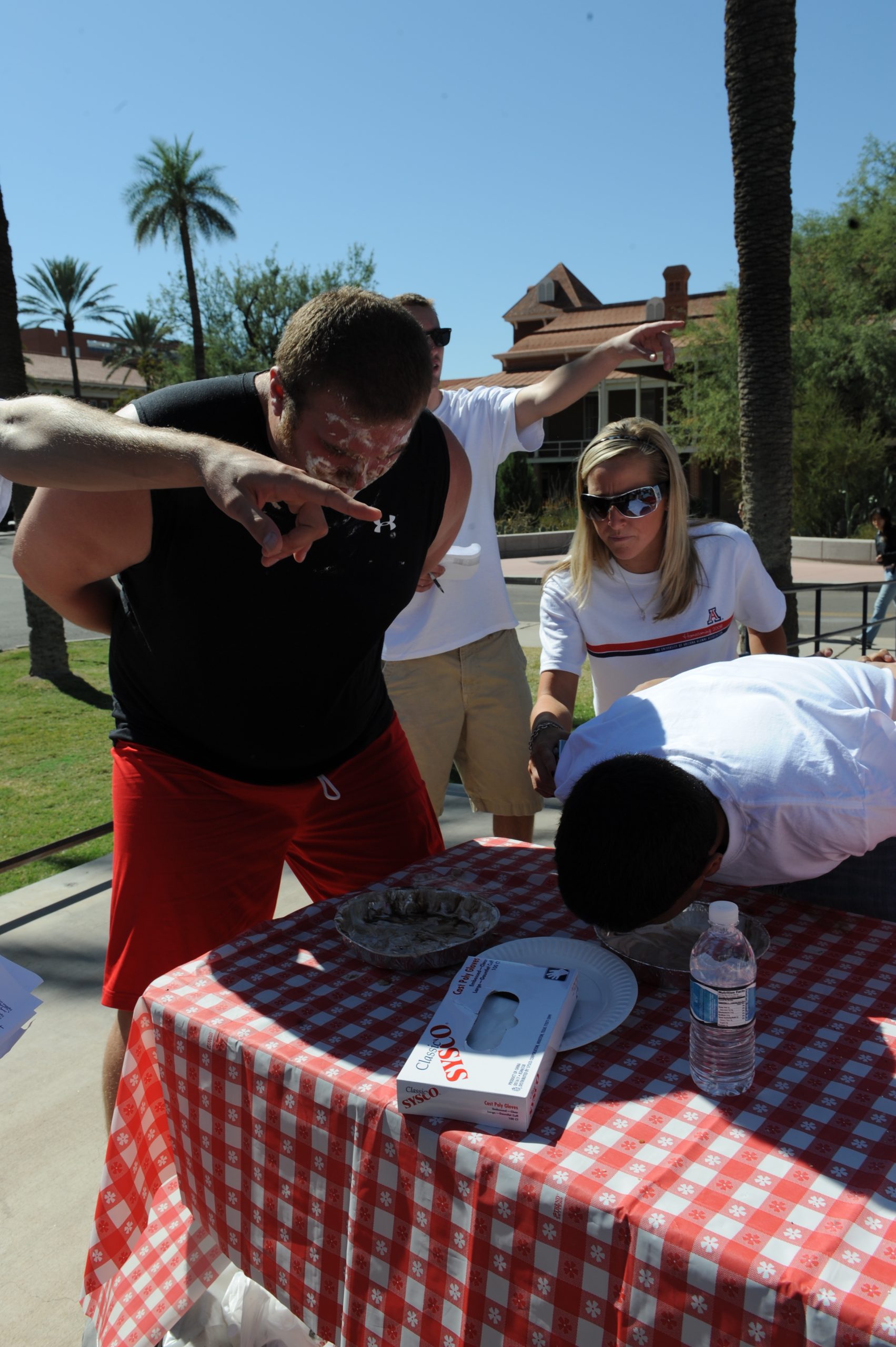 Homecoming 2008 Eating Contest
