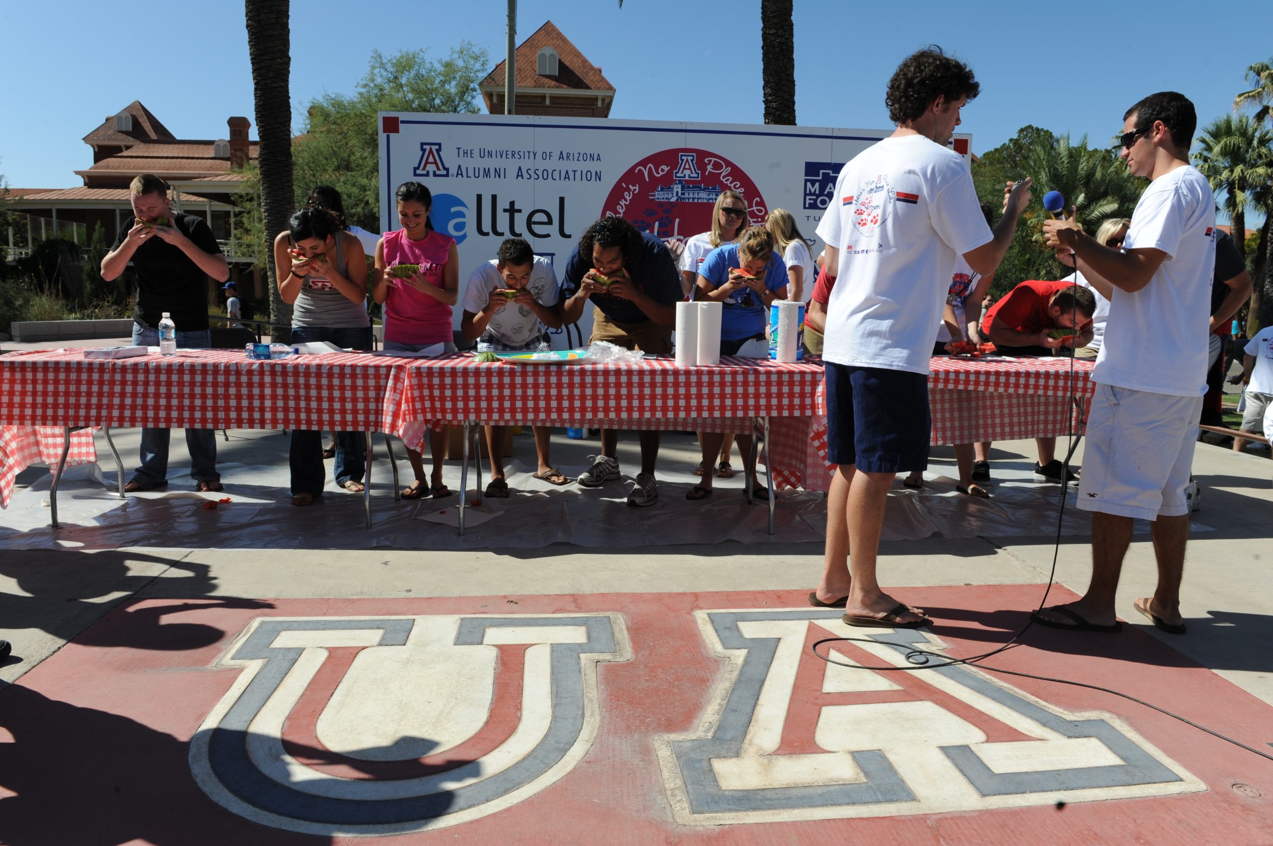 Homecoming 2008 Eating Contest
