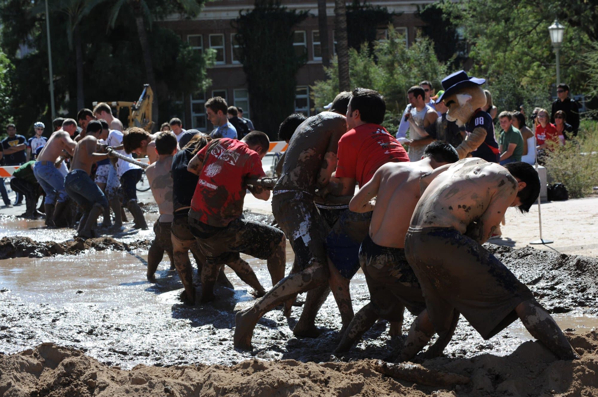 Homecoming 2008 Tug of War