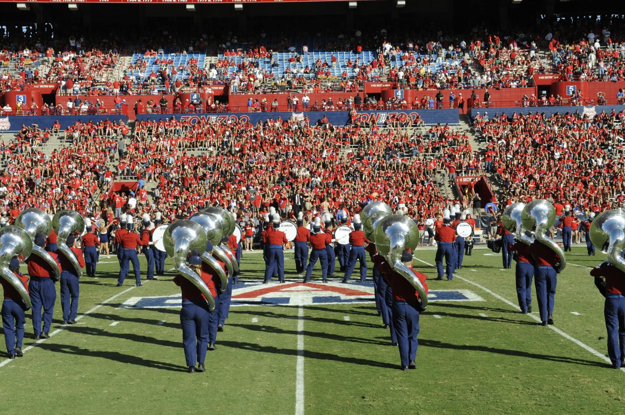 WSU UA Half-Time
