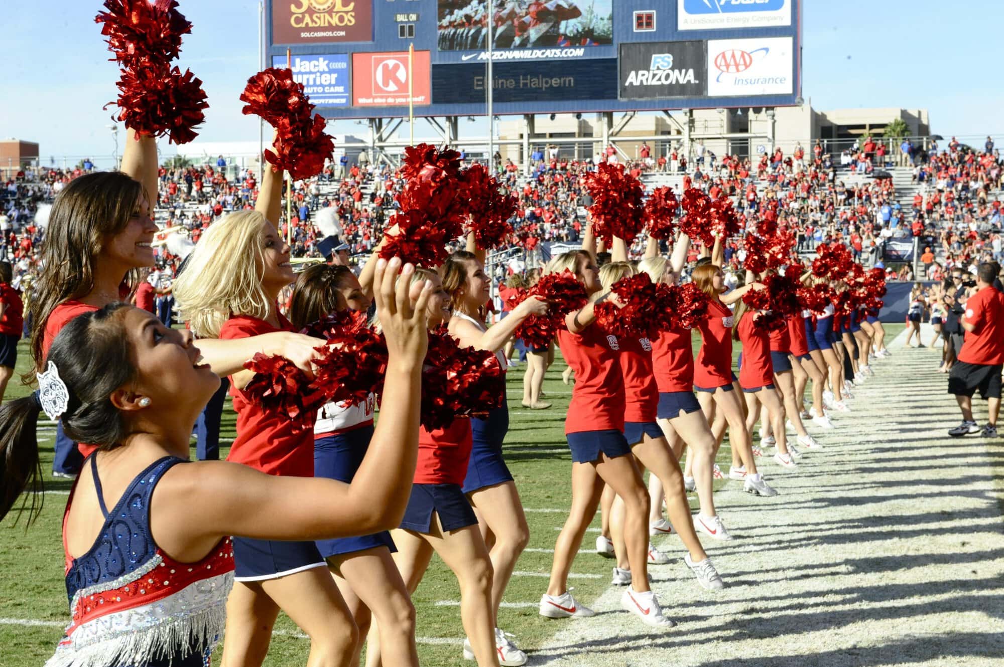 WSU UA Half-Time