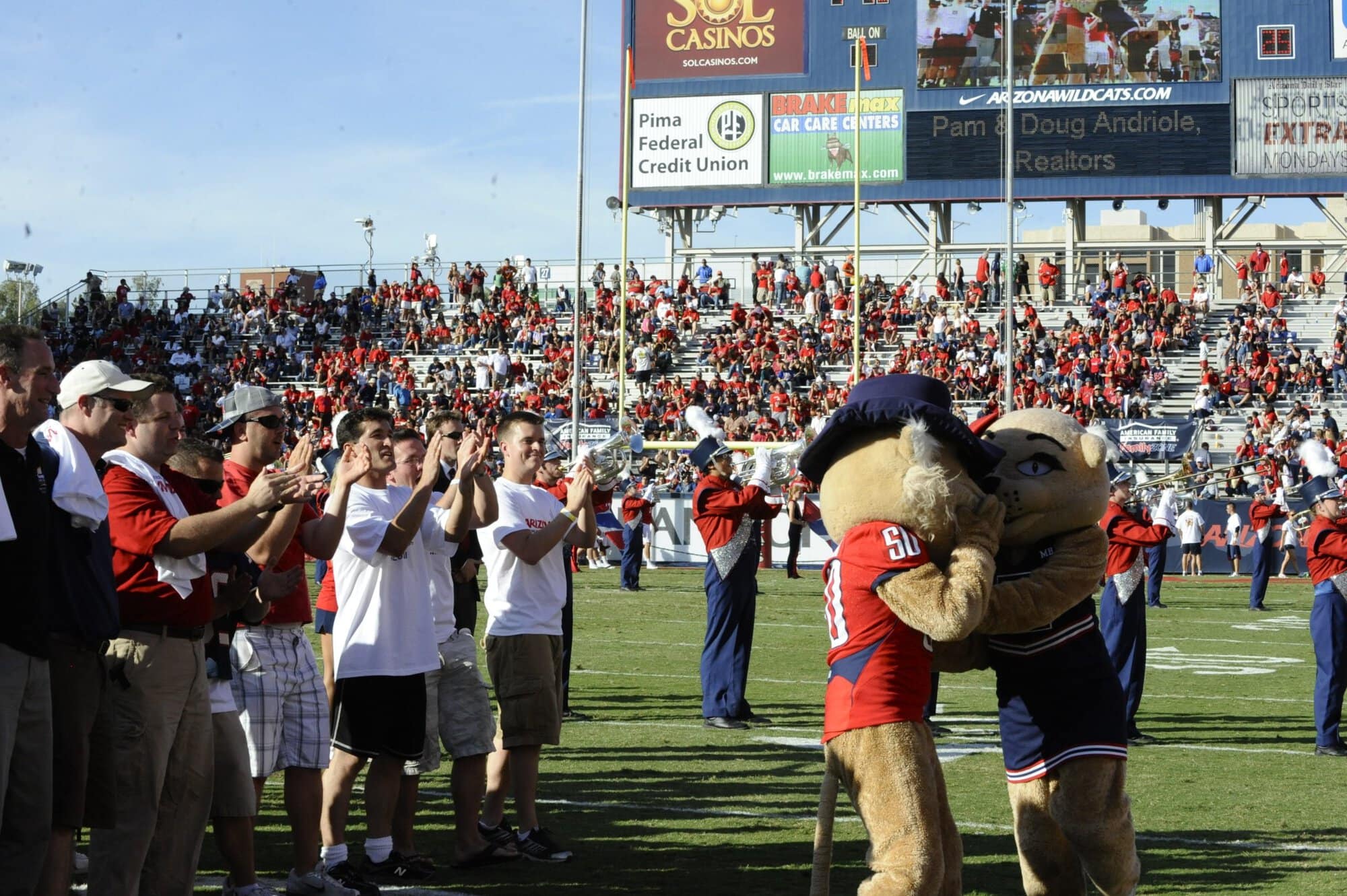 WSU UA Half-Time