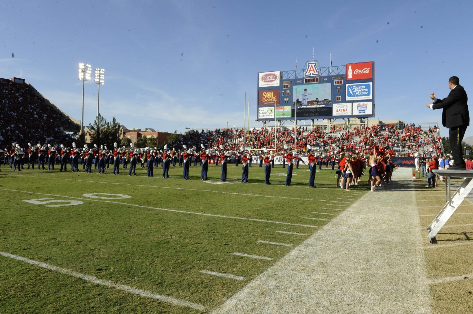 WSU UA Half-Time