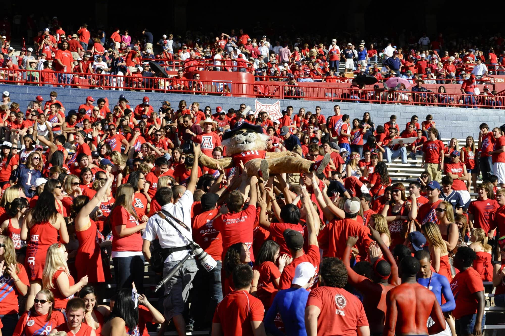 WSU UA Half-Time