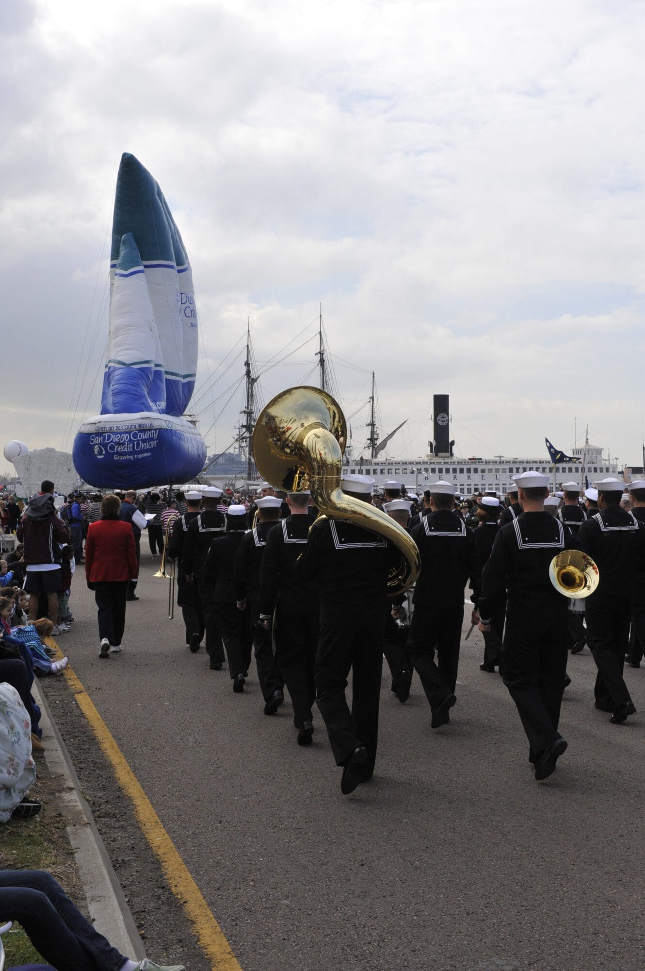 Holiday Bowl Parade